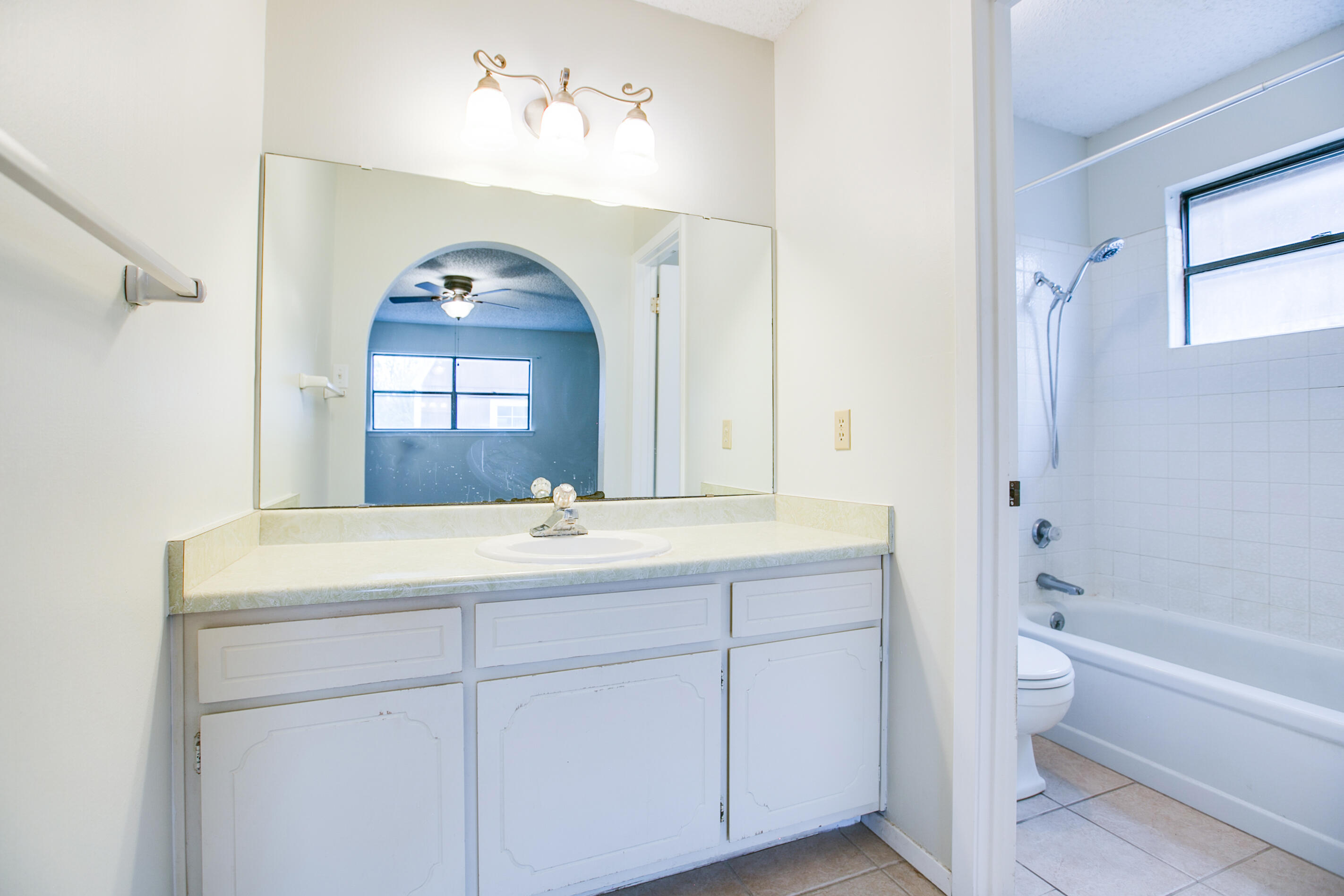 3829 Sandstone Road Property Photo 15