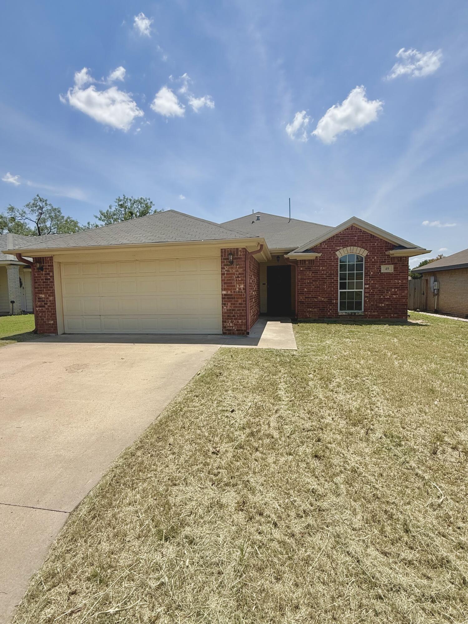 49 Amberwood Drive Property Photo 1