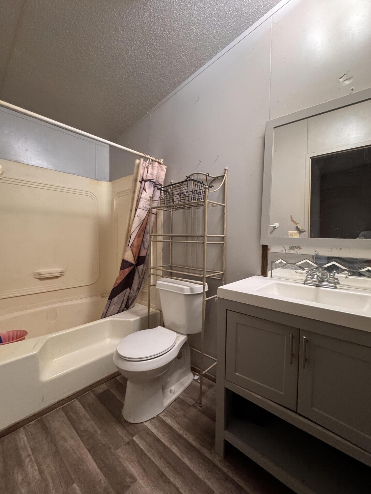12680 Glass Road Property Photo 15