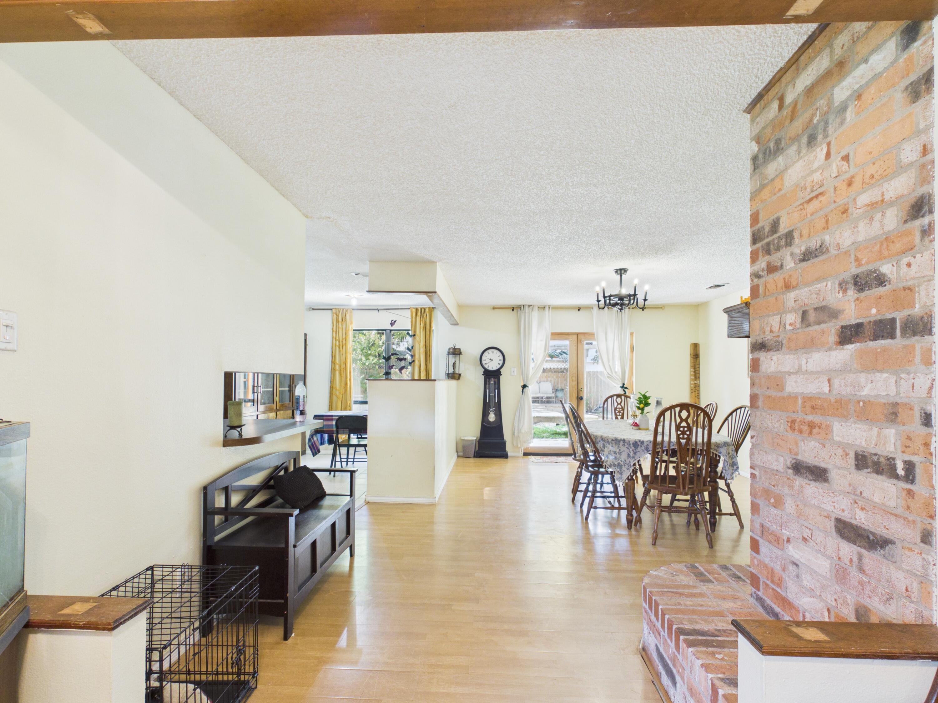 3317 Southland Boulevard Property Photo 6