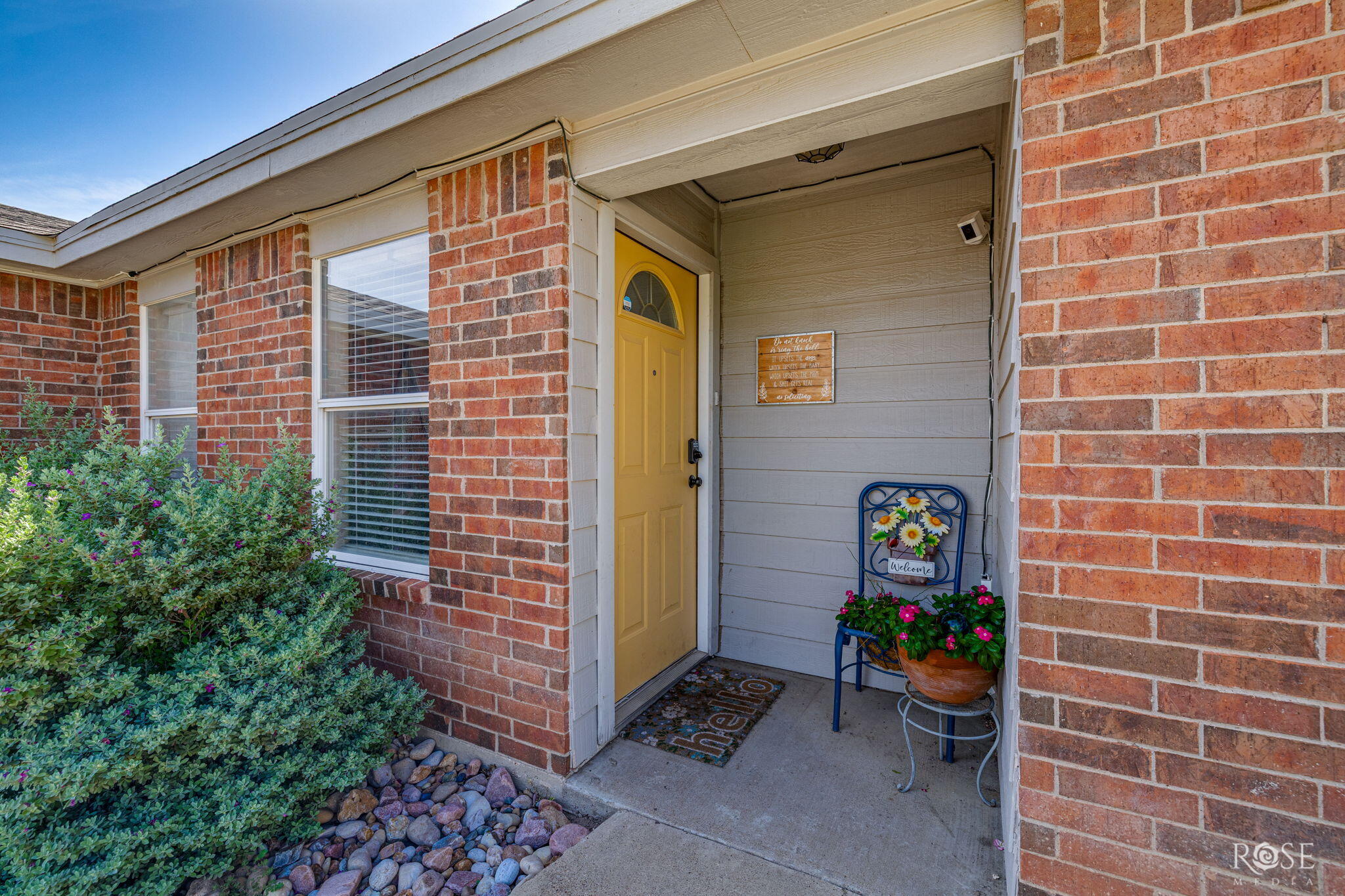 2926 Waco Street Property Photo 6