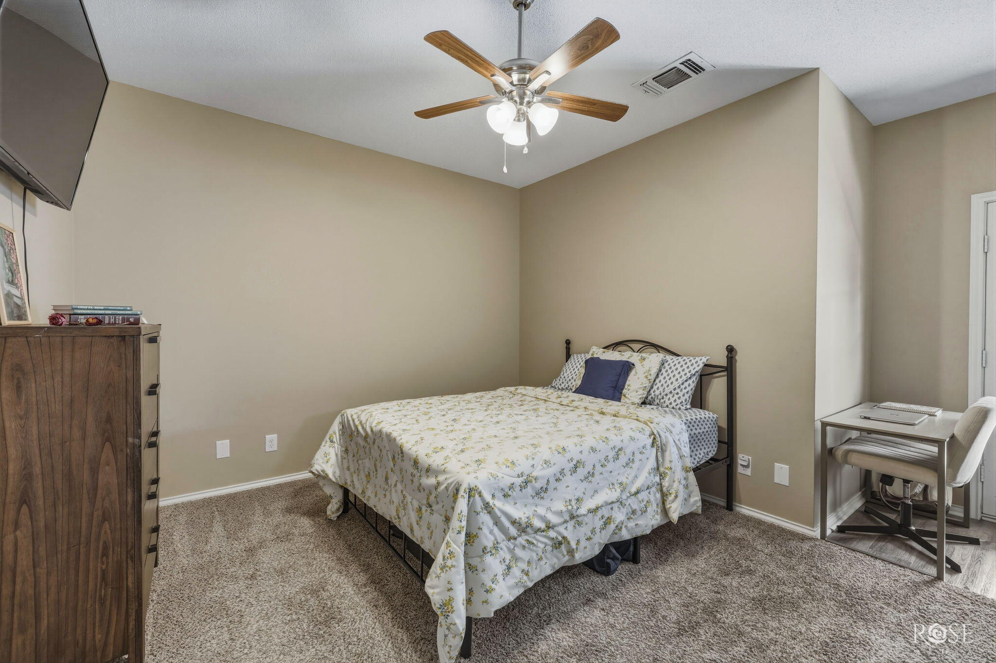 2926 Waco Street Property Photo 15