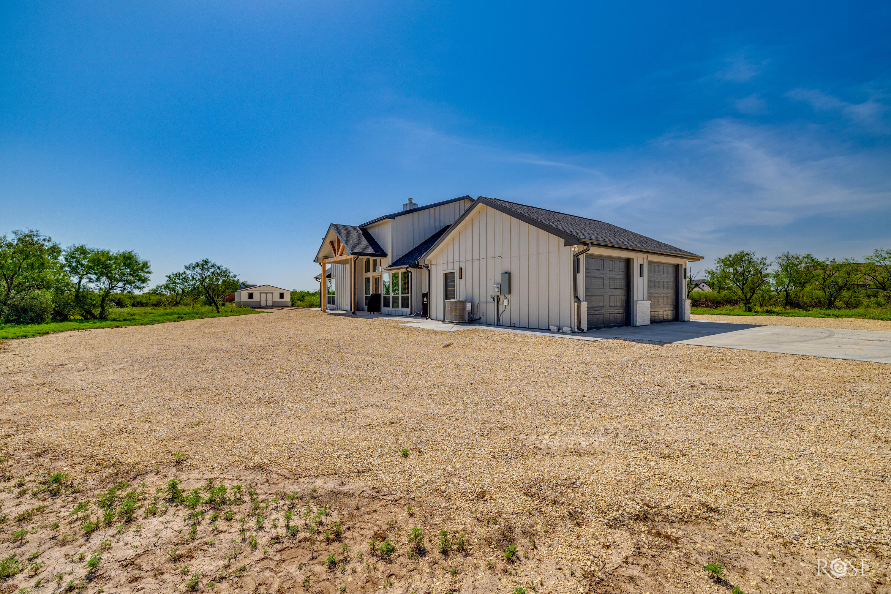 9736 Grey Wolf Lane Property Photo 44