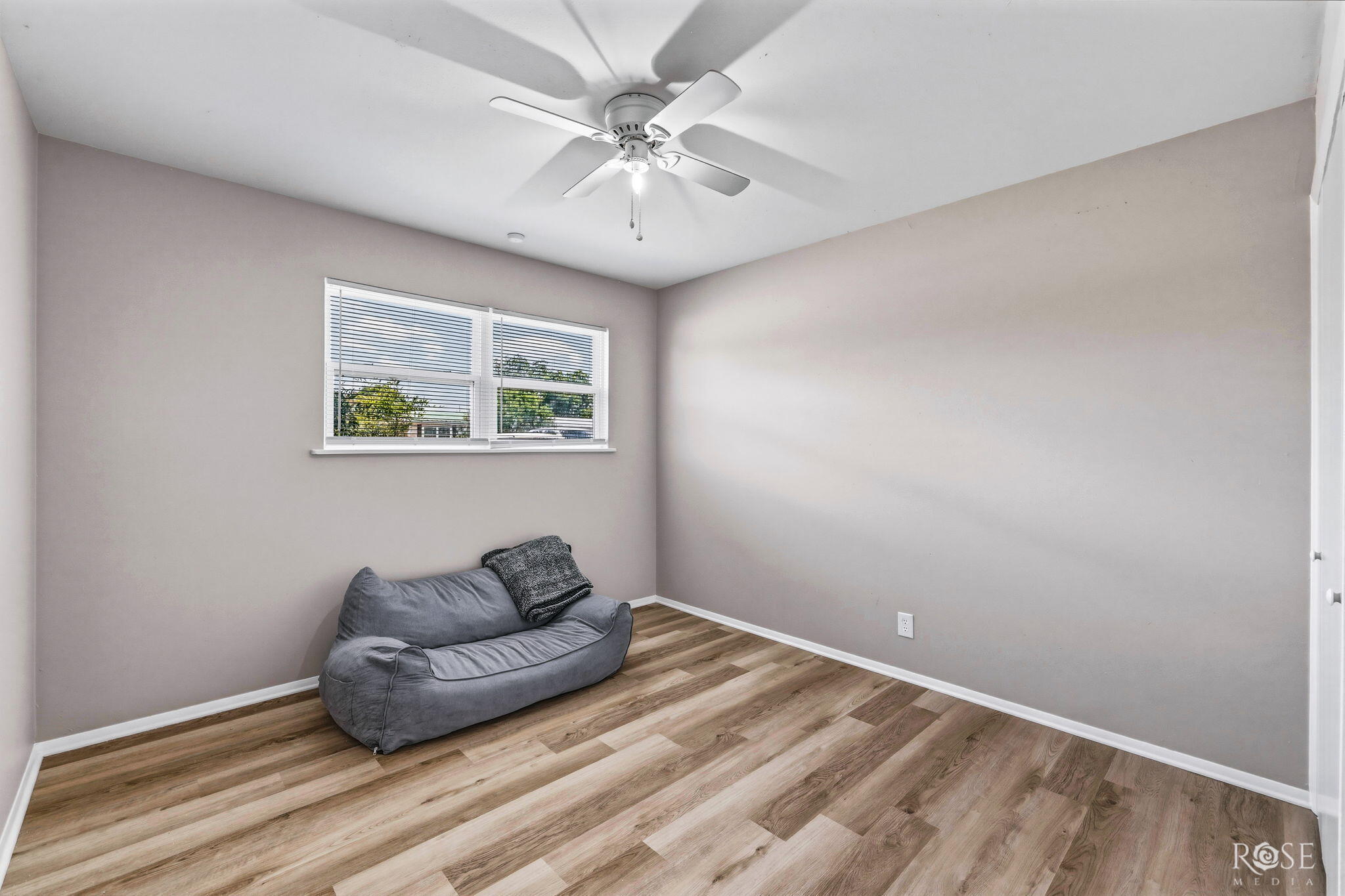 2215 Chapman Street Property Photo 13