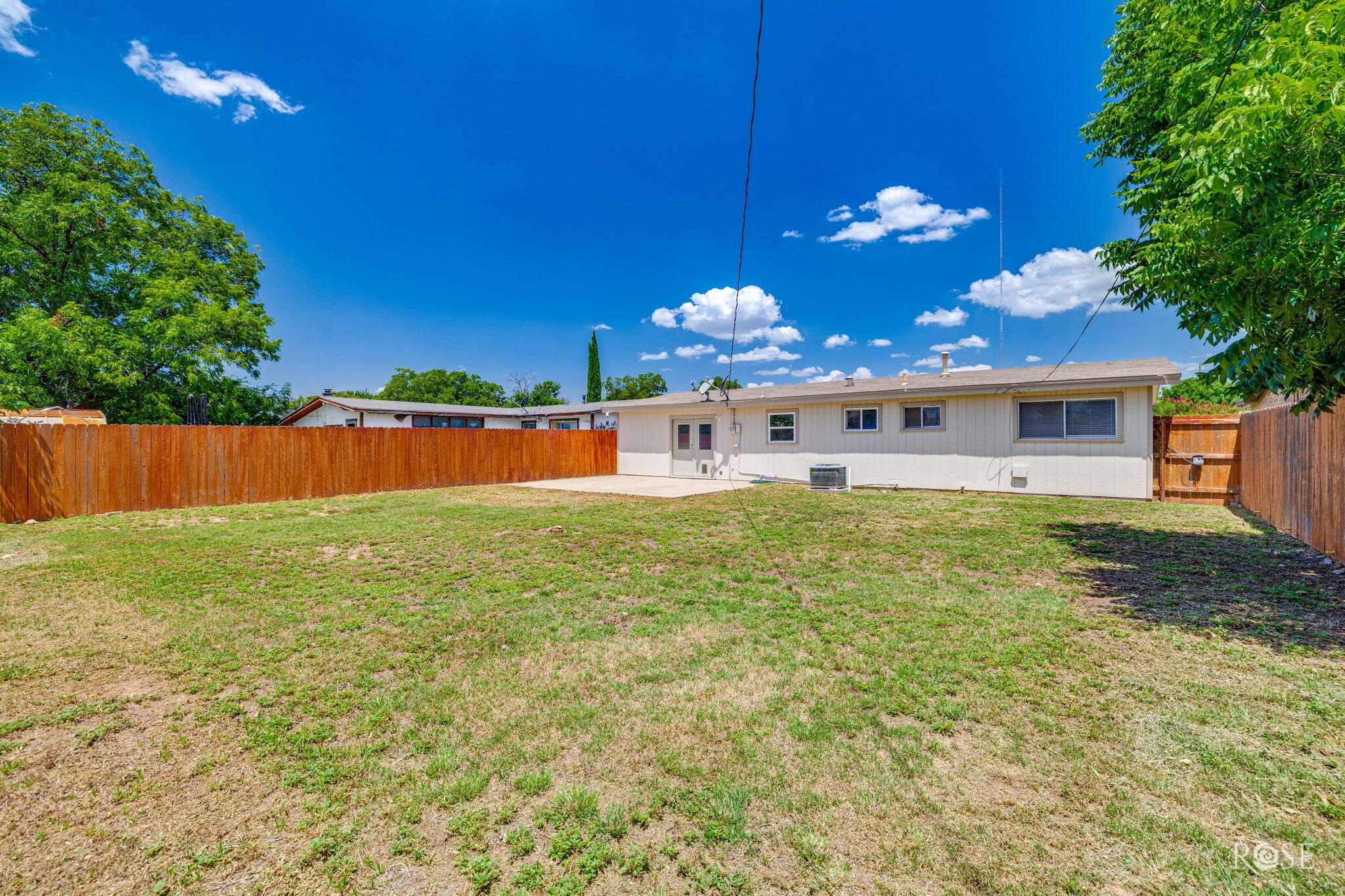 2215 Chapman Street Property Photo 20