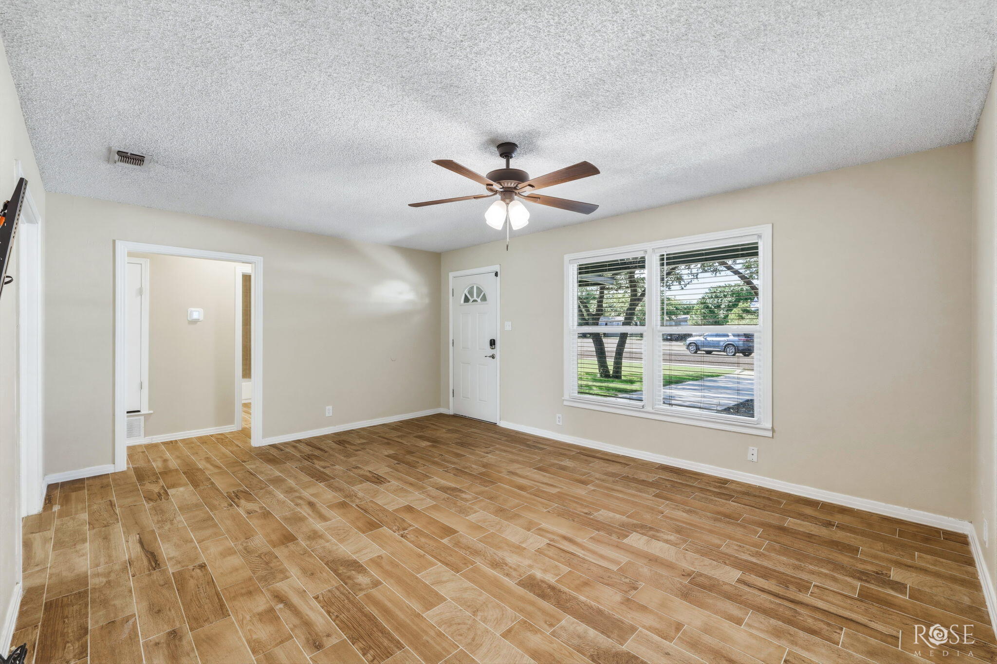 310 Greer Street Property Photo 10