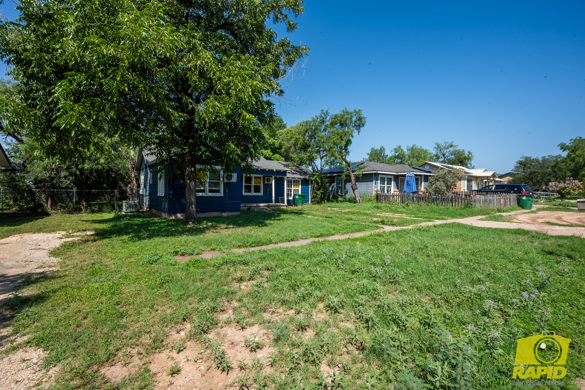 1405 Hassell Street Property Photo 3