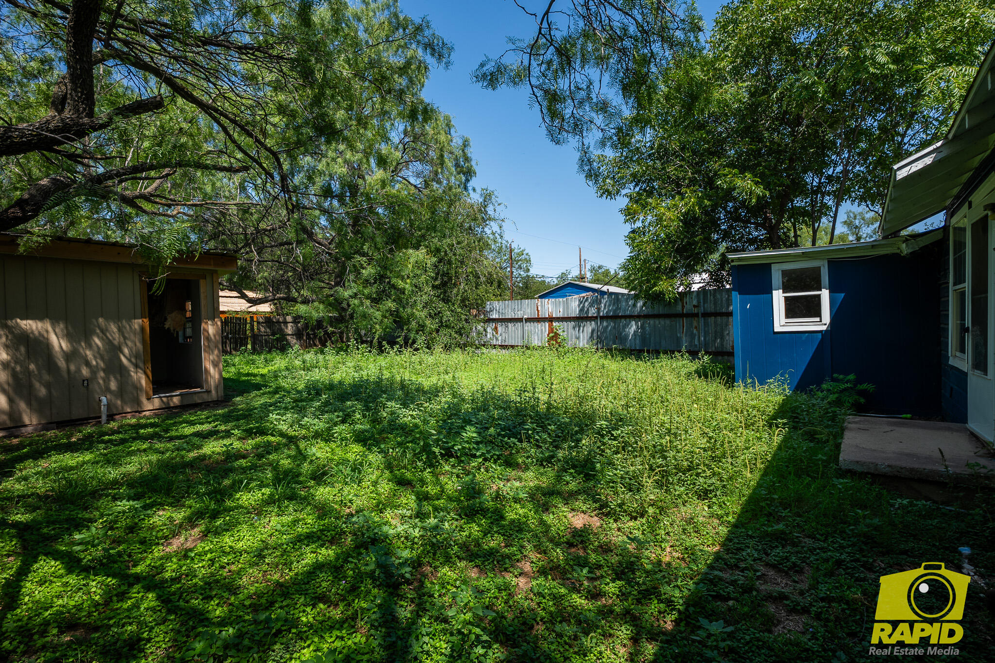 1405 Hassell Street Property Photo 20