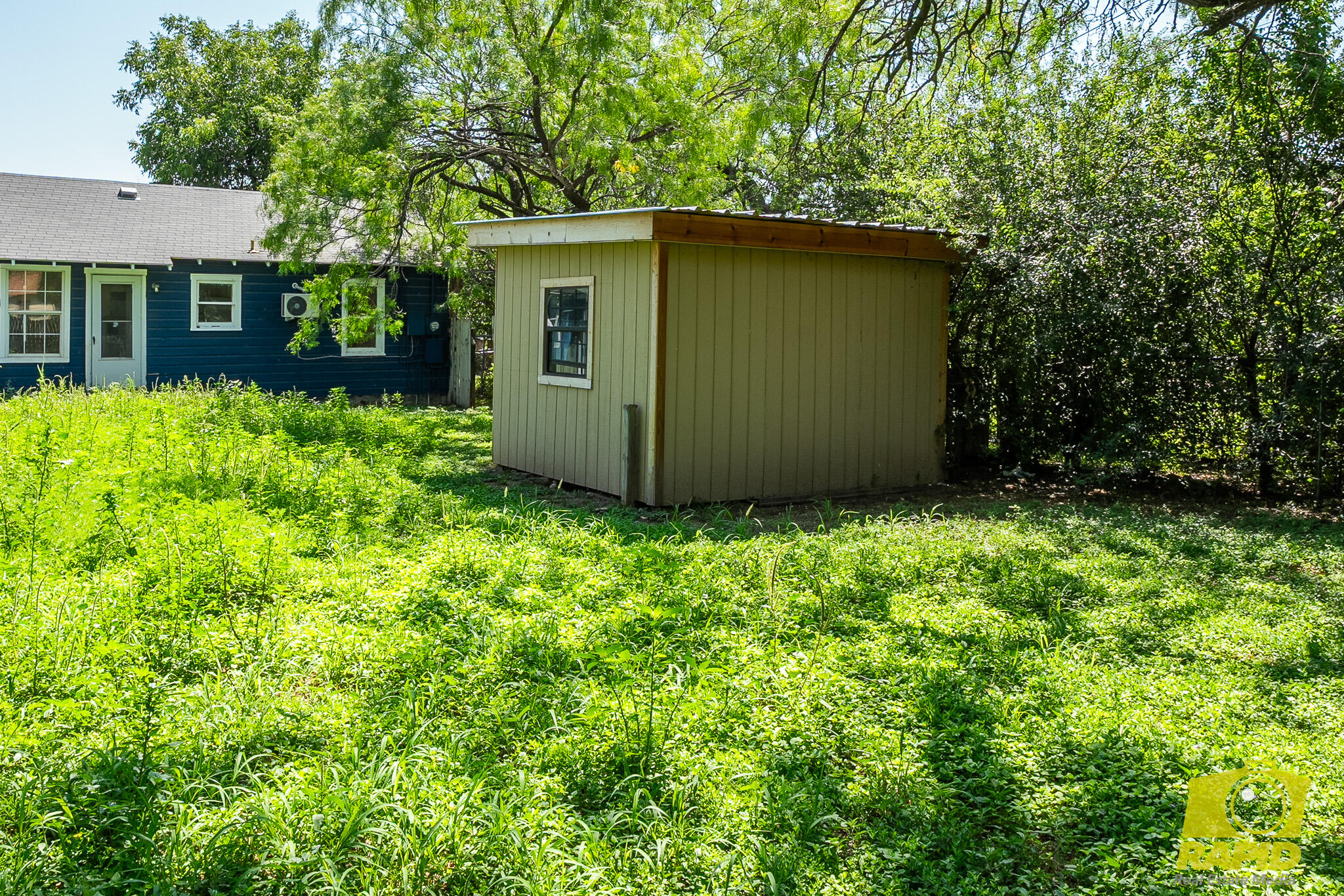 1405 Hassell Street Property Photo 23