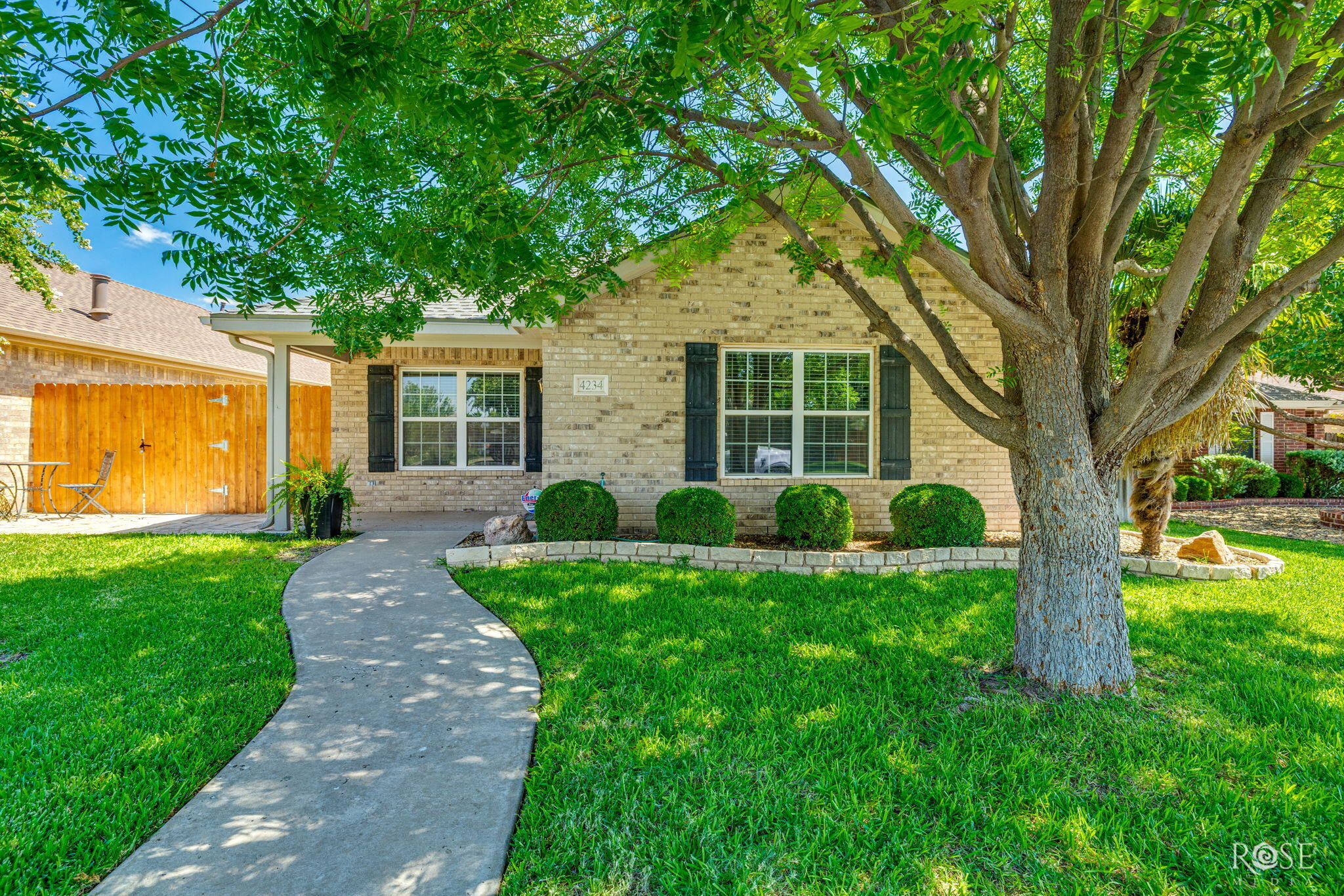 4234 Lexington Place Property Photo 5