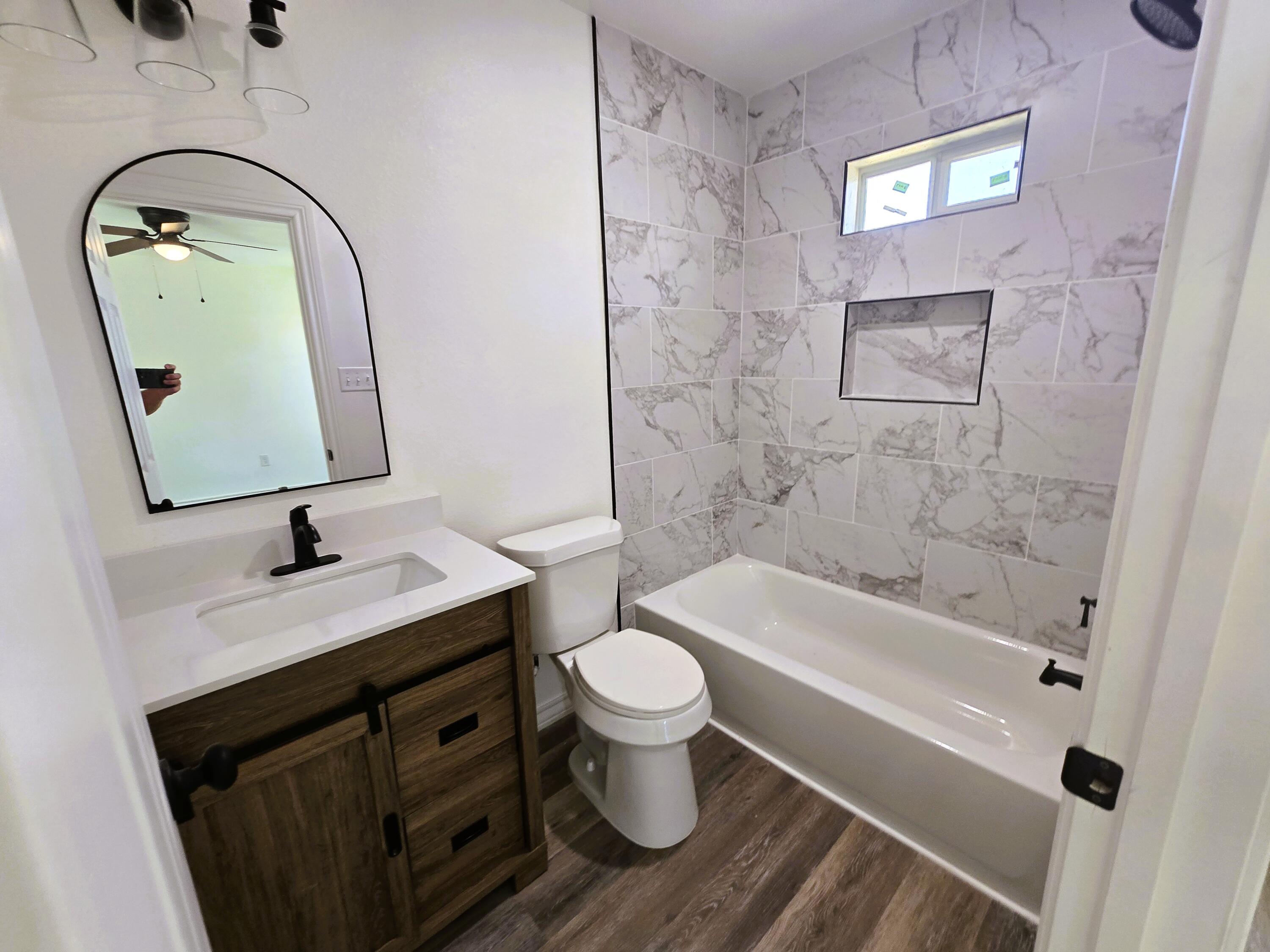 434 E 45th Street Property Photo 8