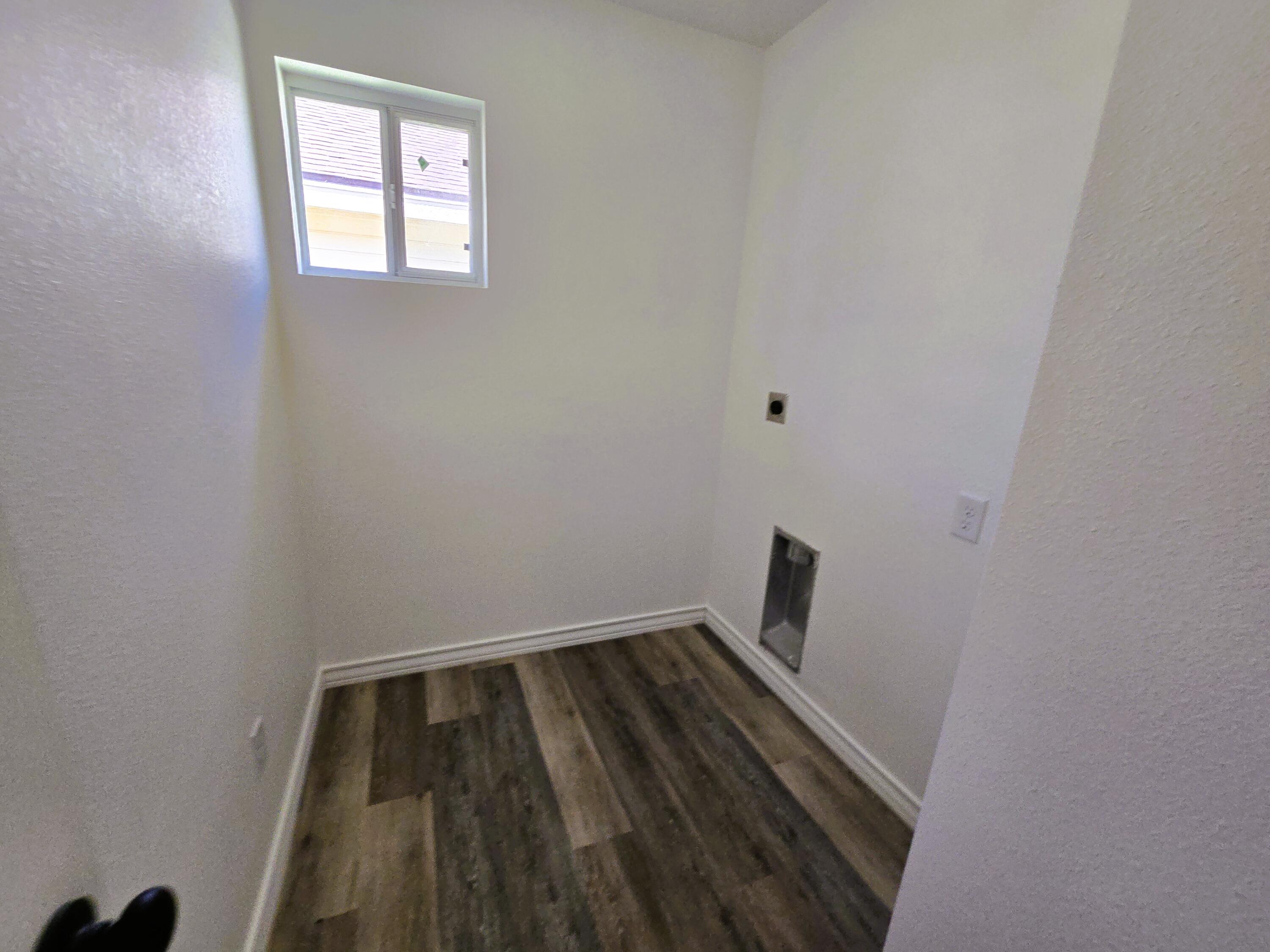 434 E 45th Street Property Photo 14