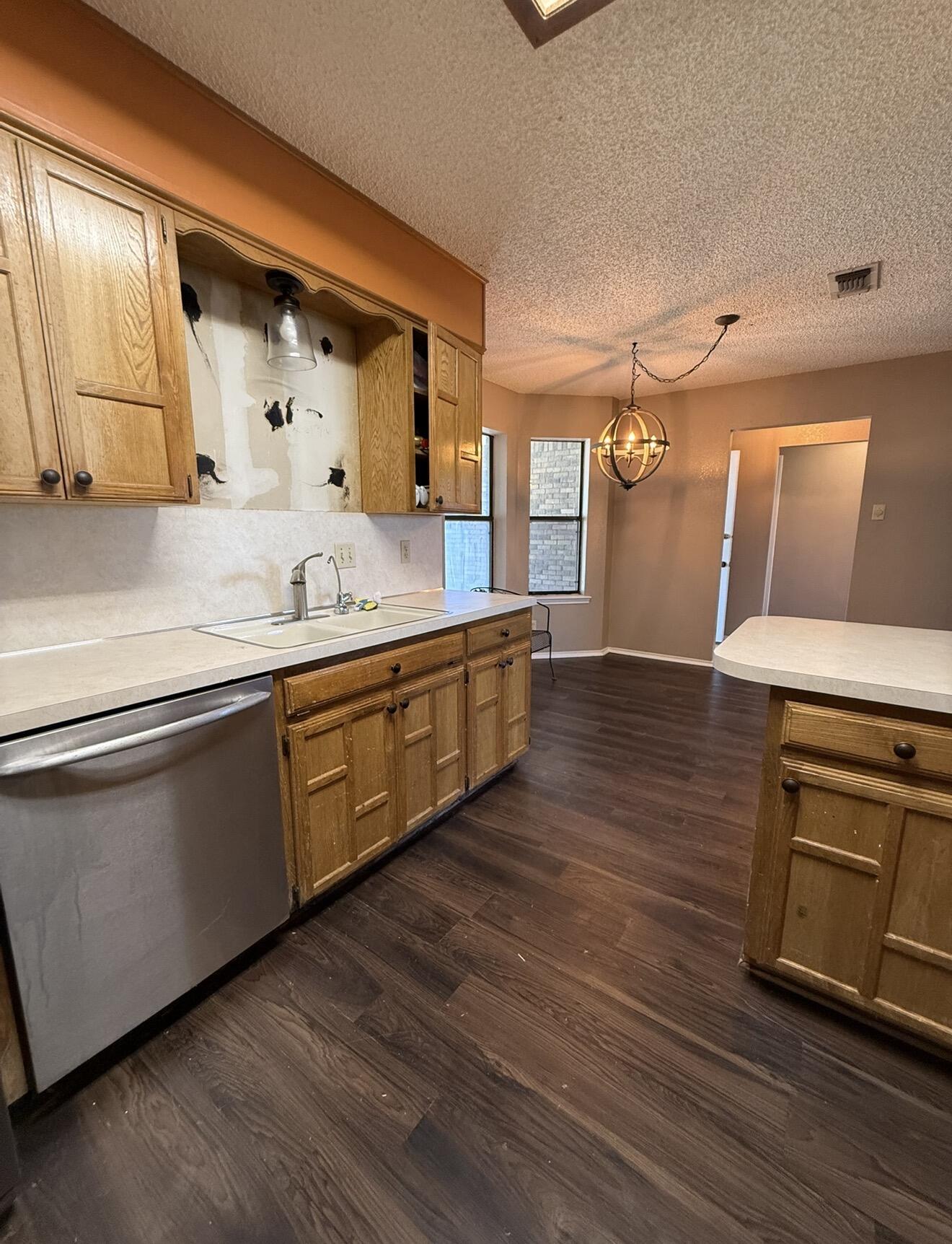 3617 Cedar Creek Drive Property Photo 6