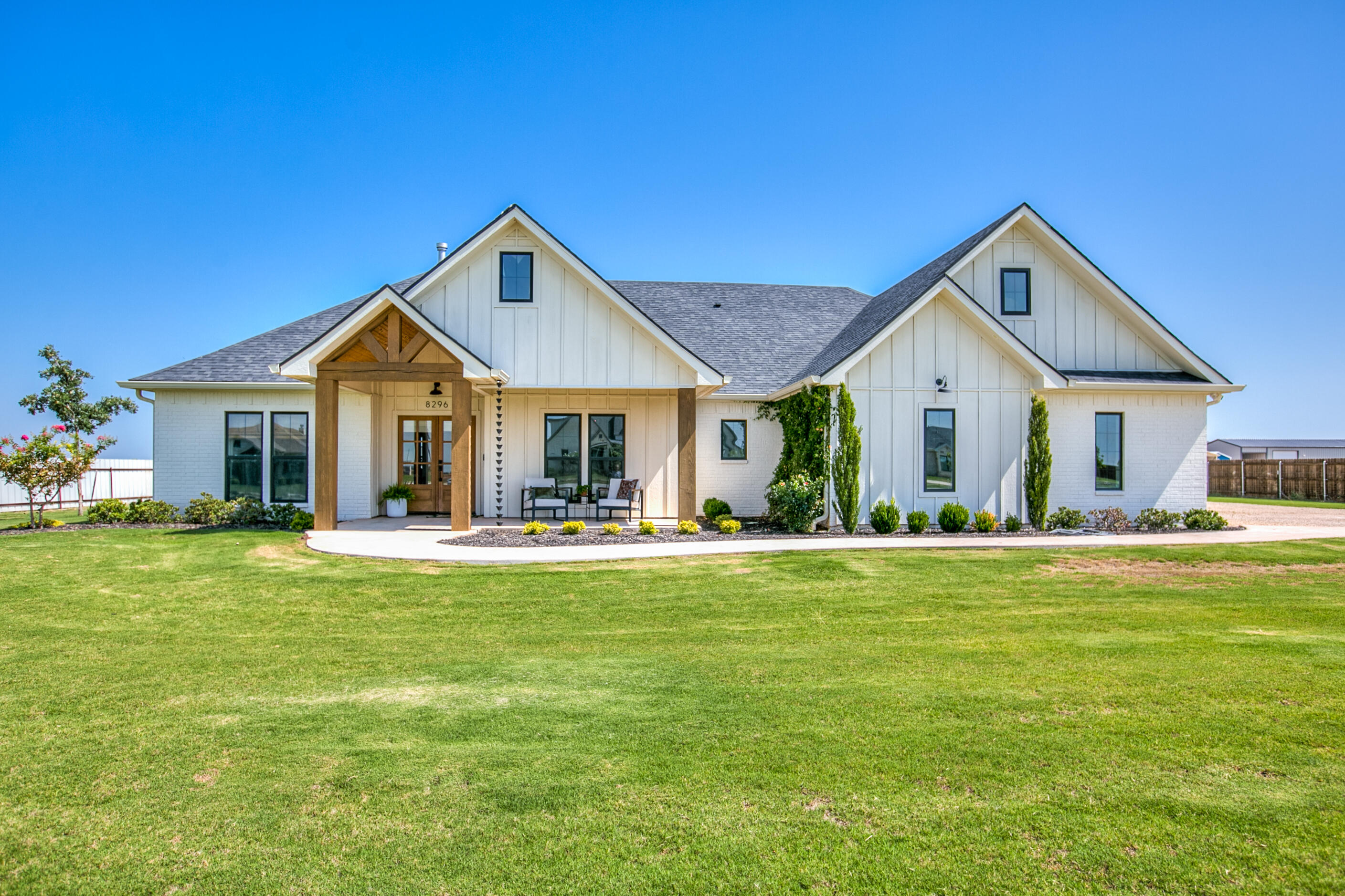 8296 Chad Road Property Photo 1