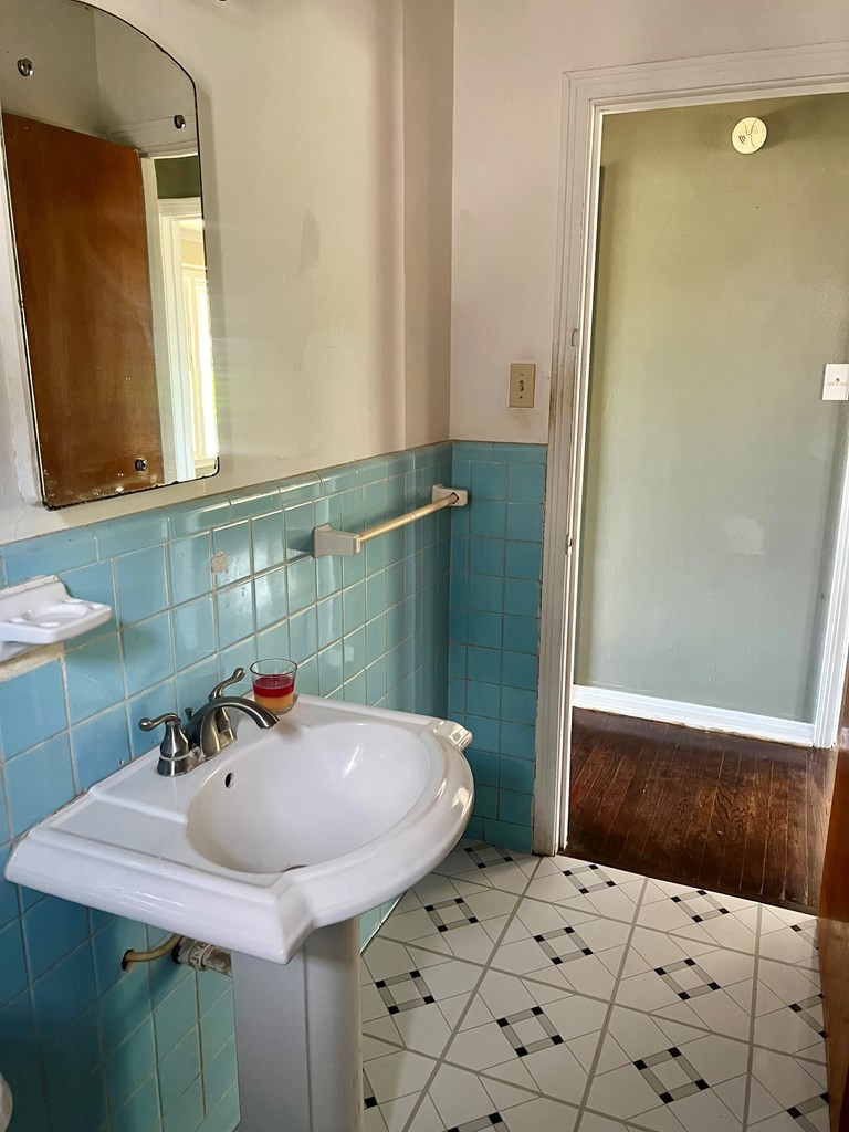 1833 Willow Street Property Photo 11