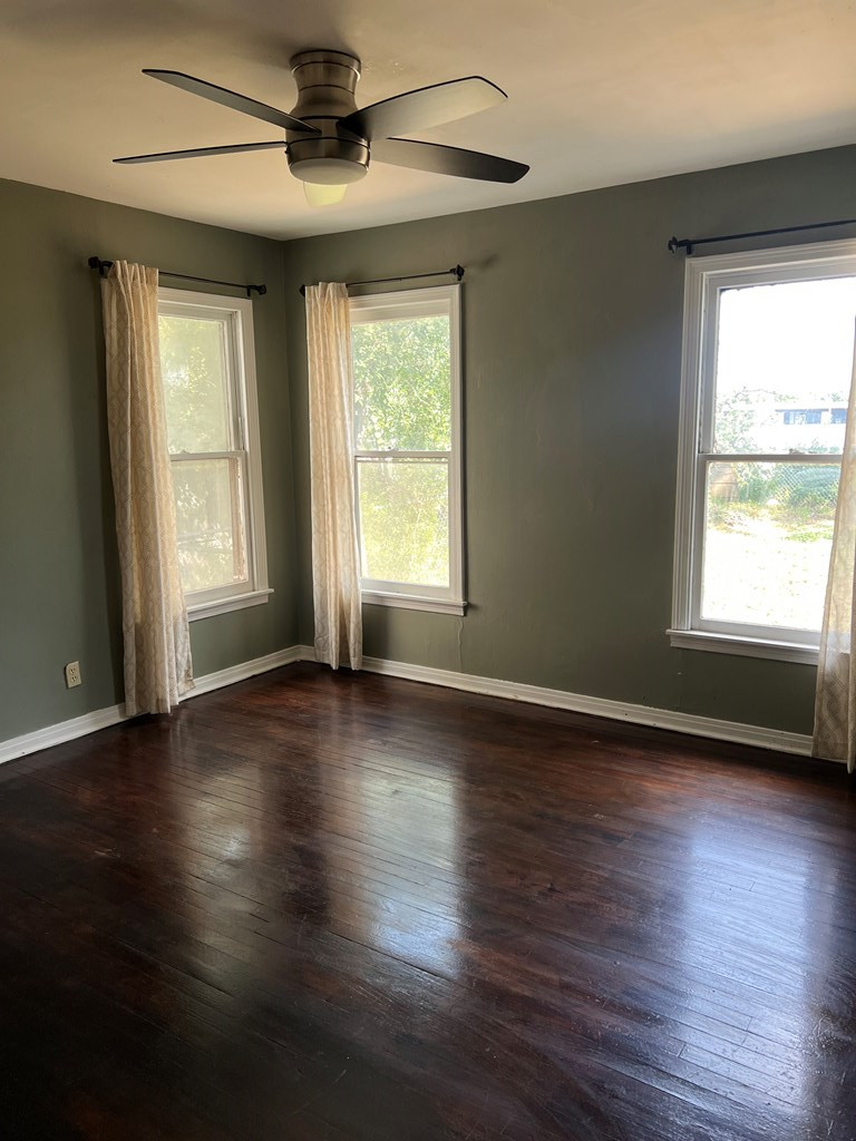 1833 Willow Street Property Photo 13