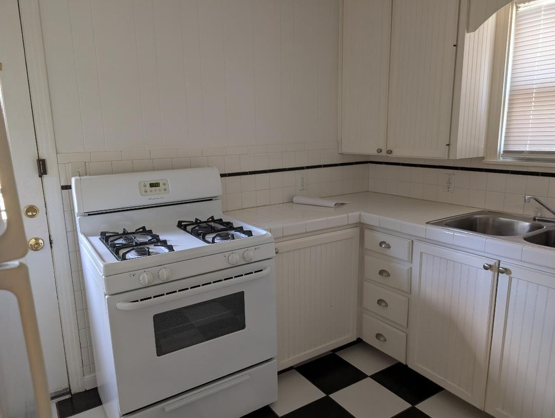113 Logan Street Property Photo 4
