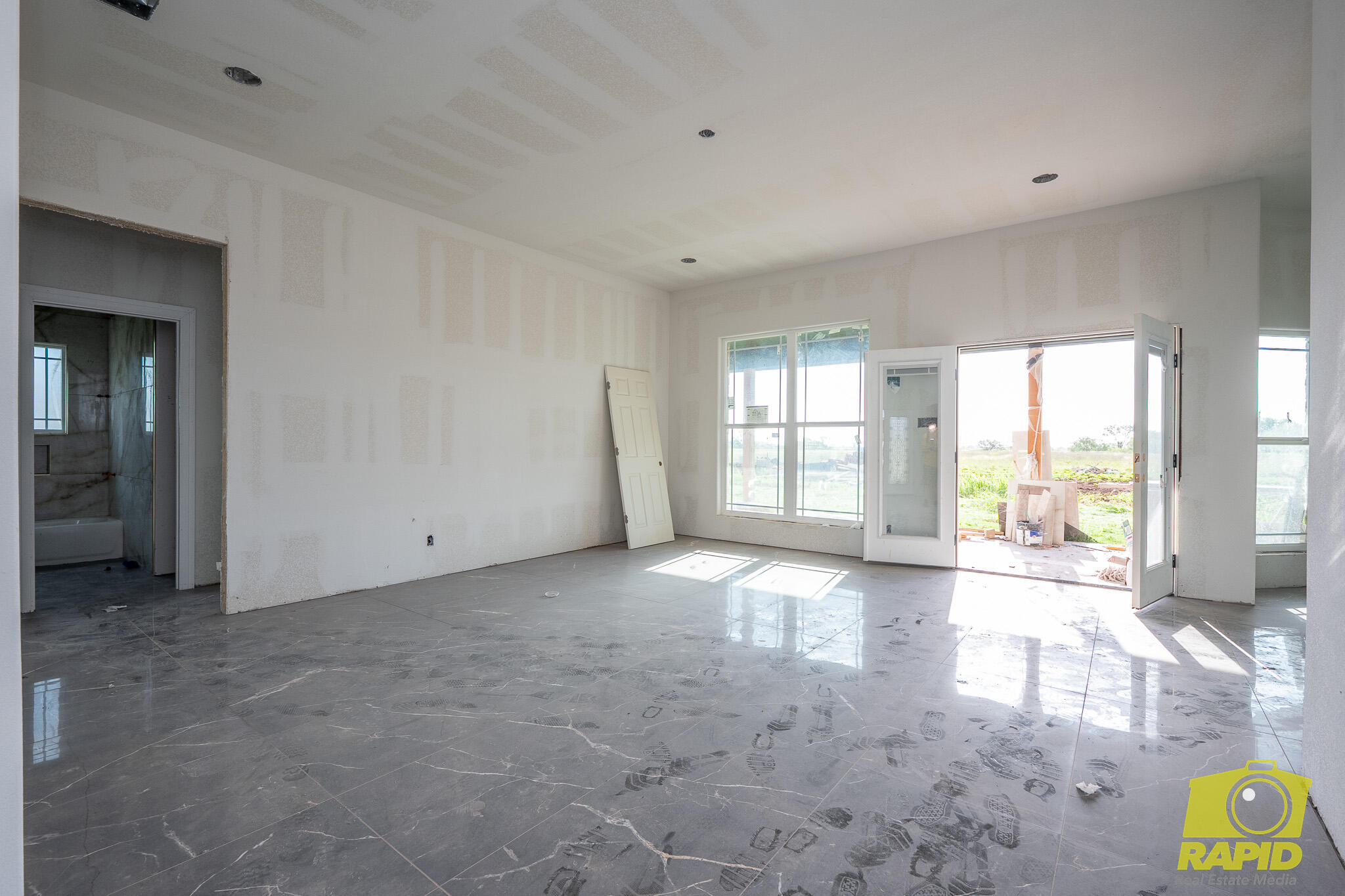 7352 Rust Road Property Photo 6