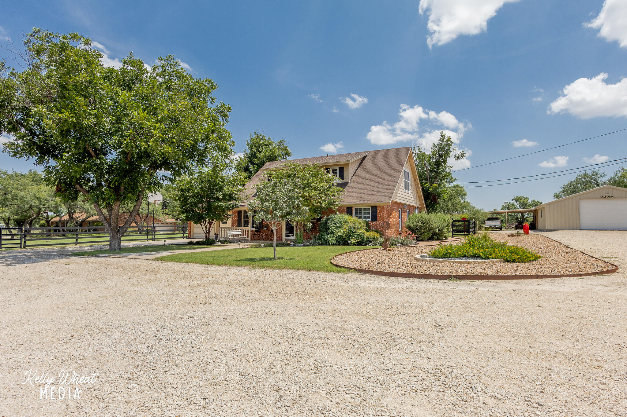 4362 Homestead Circle Property Photo 1