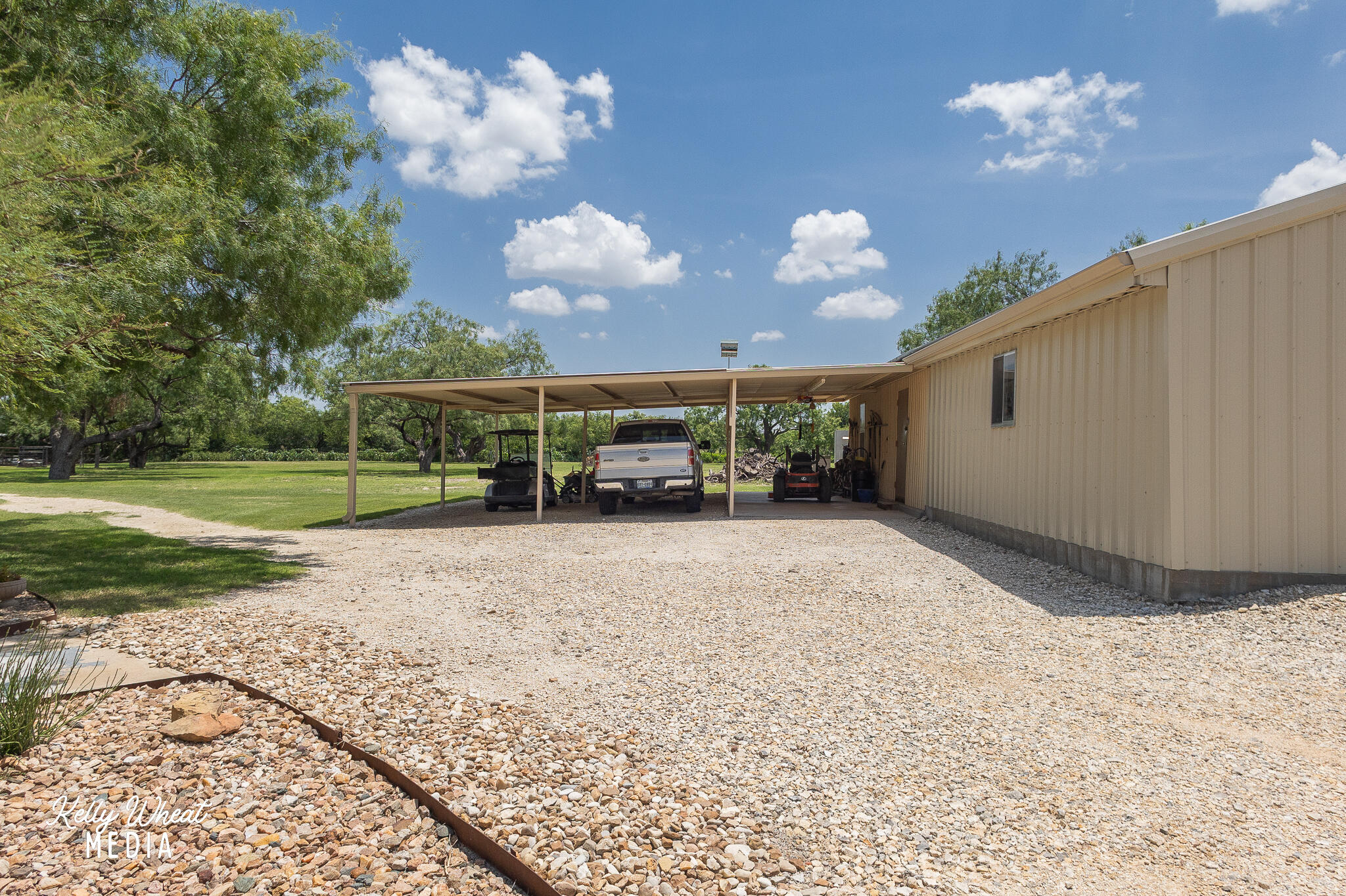 4362 Homestead Circle Property Photo 10