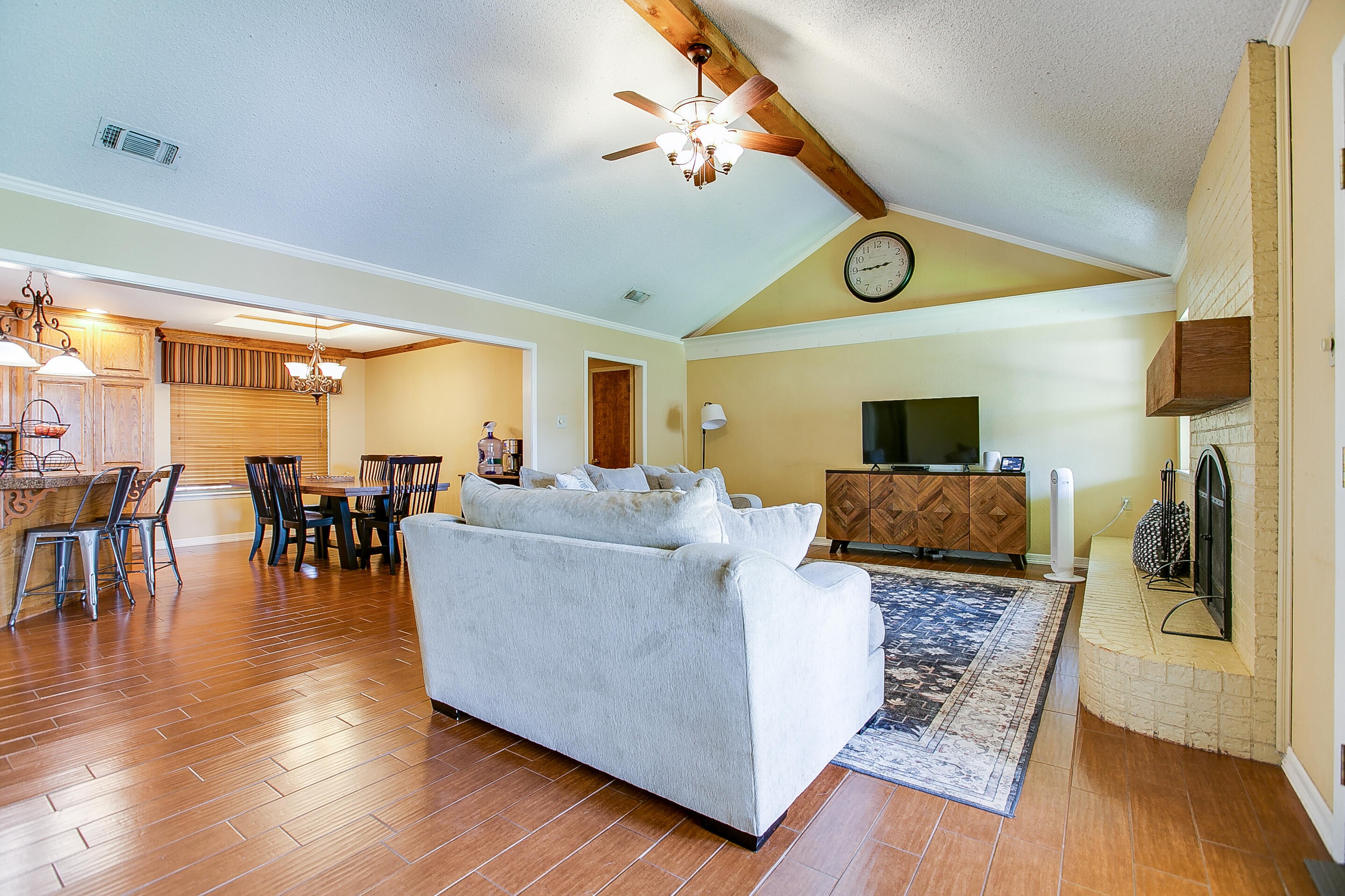 3205 Valleyview Boulevard Property Photo 9