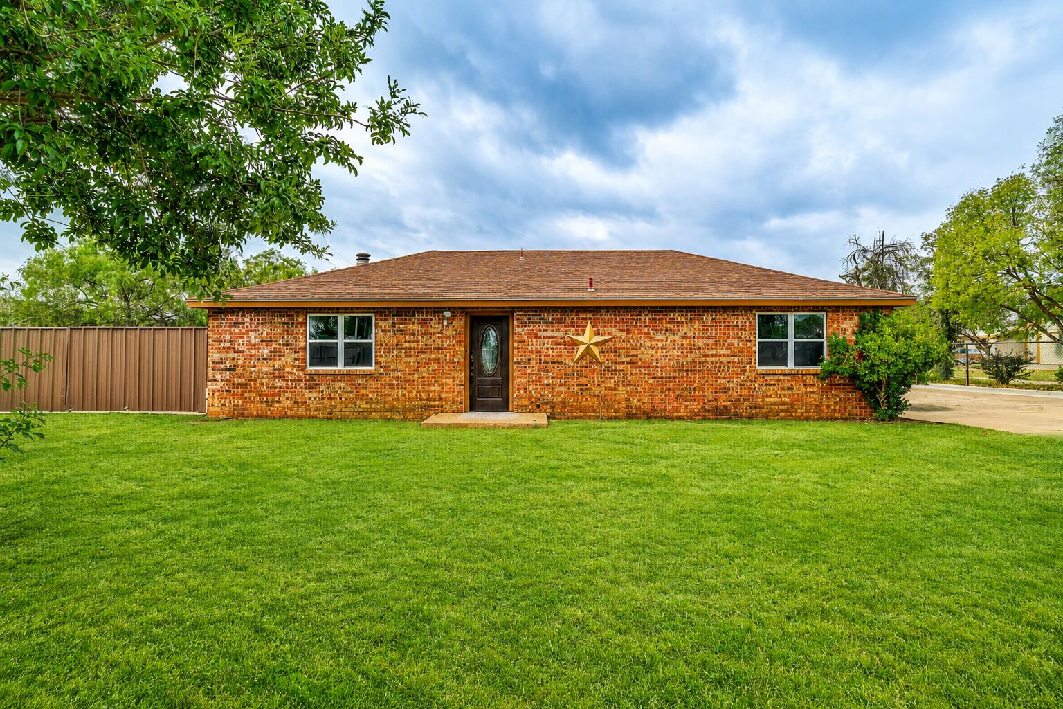 6925 Grape Creek Road, 1 Property Photo 3