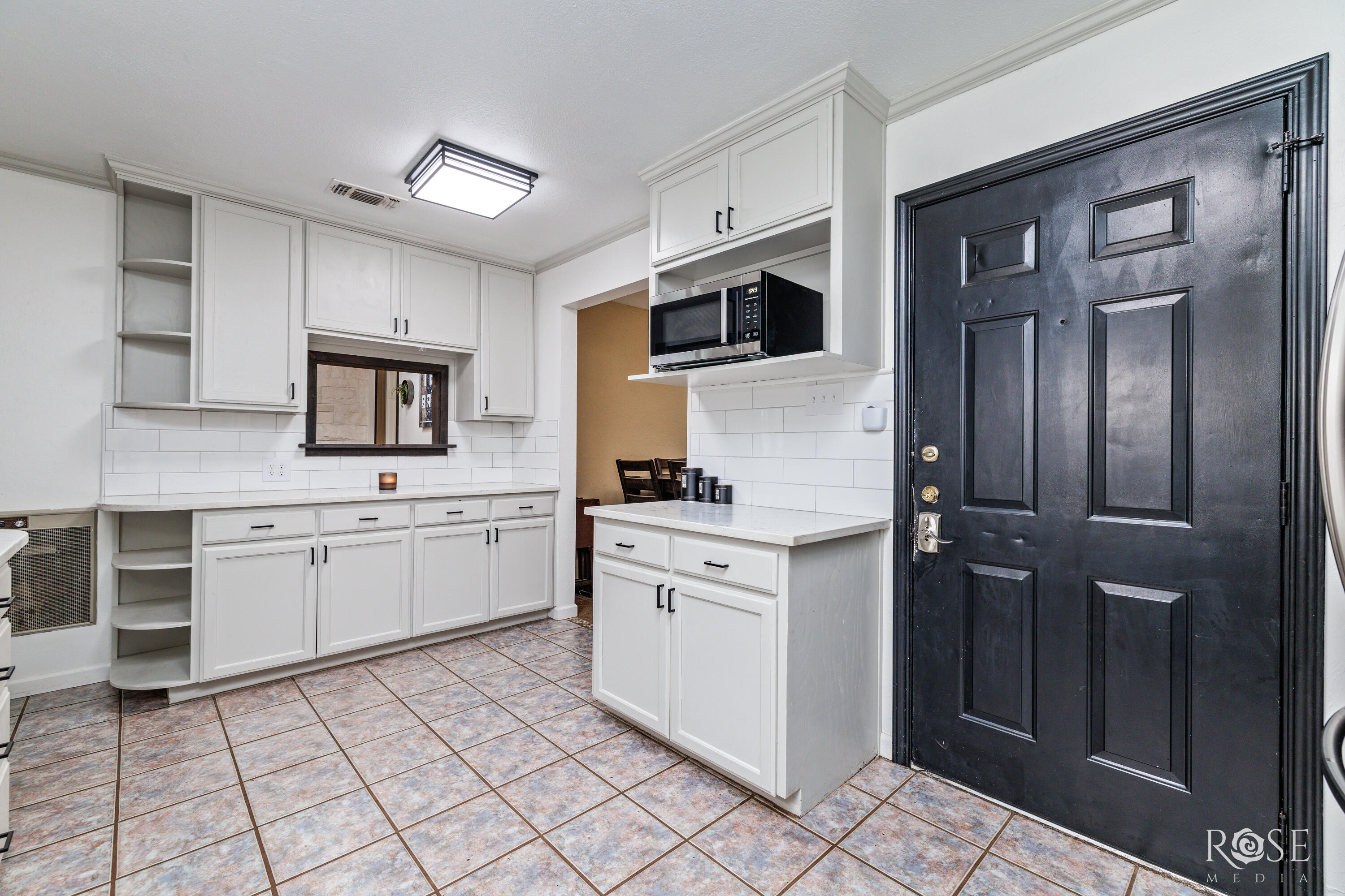 6925 Grape Creek Road, 1 Property Photo 5