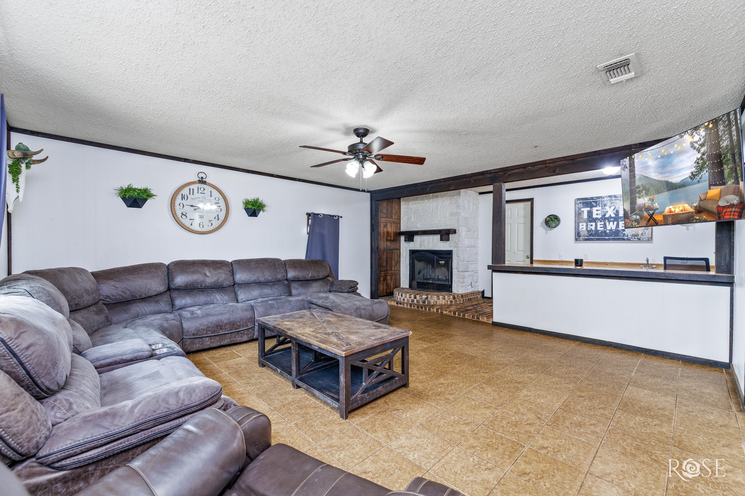 6925 Grape Creek Road, 1 Property Photo 10