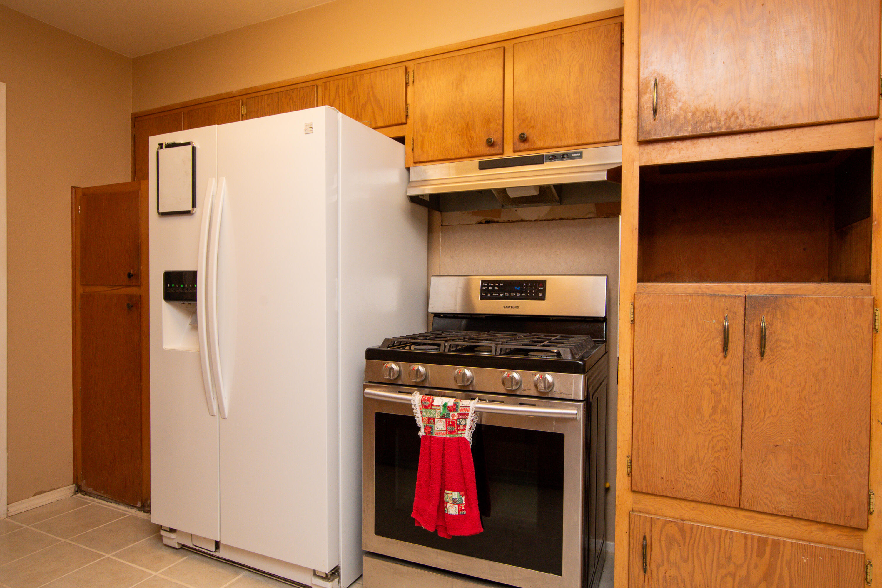 146 E Riverside Avenue Property Photo 8