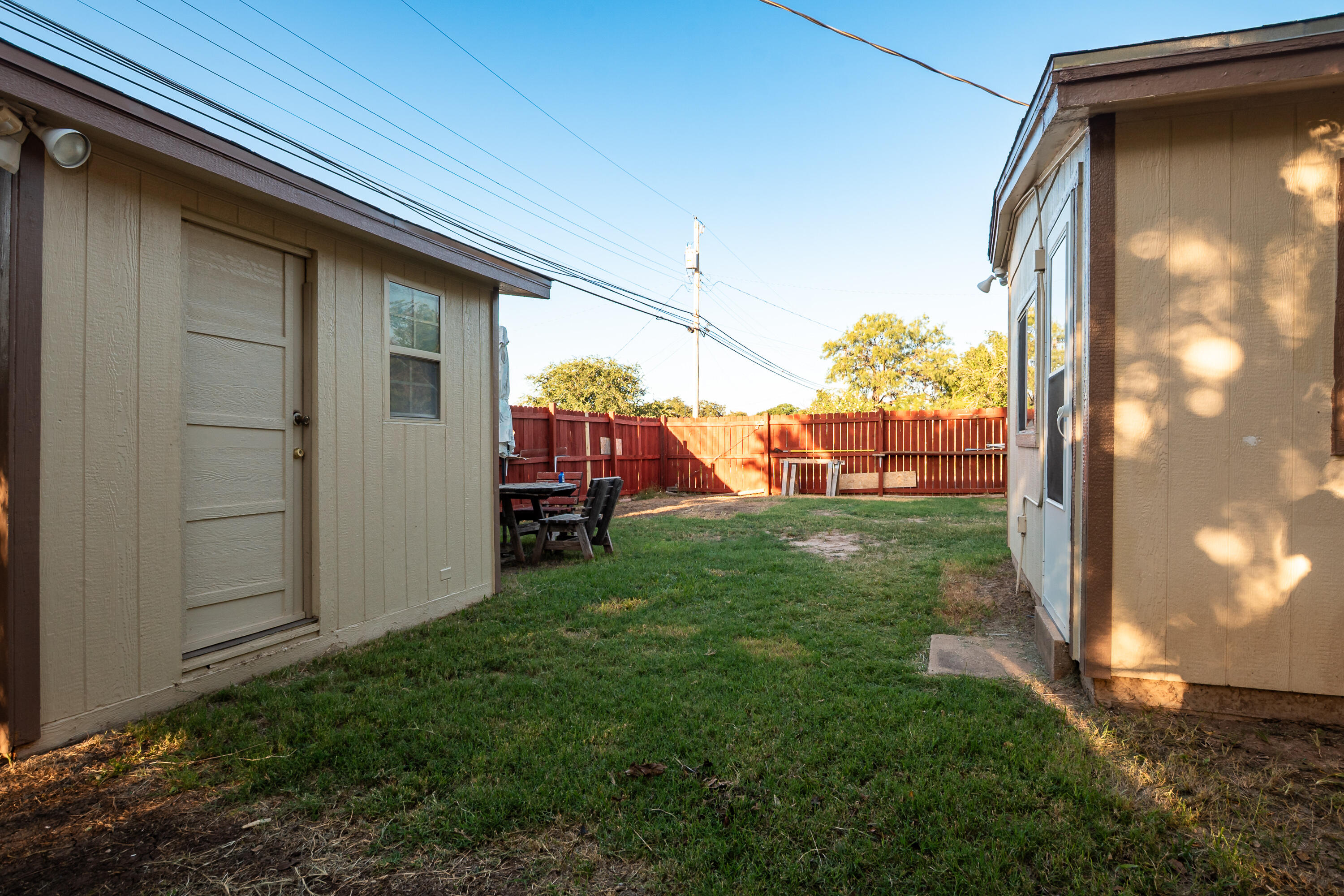 146 E Riverside Avenue Property Photo 24