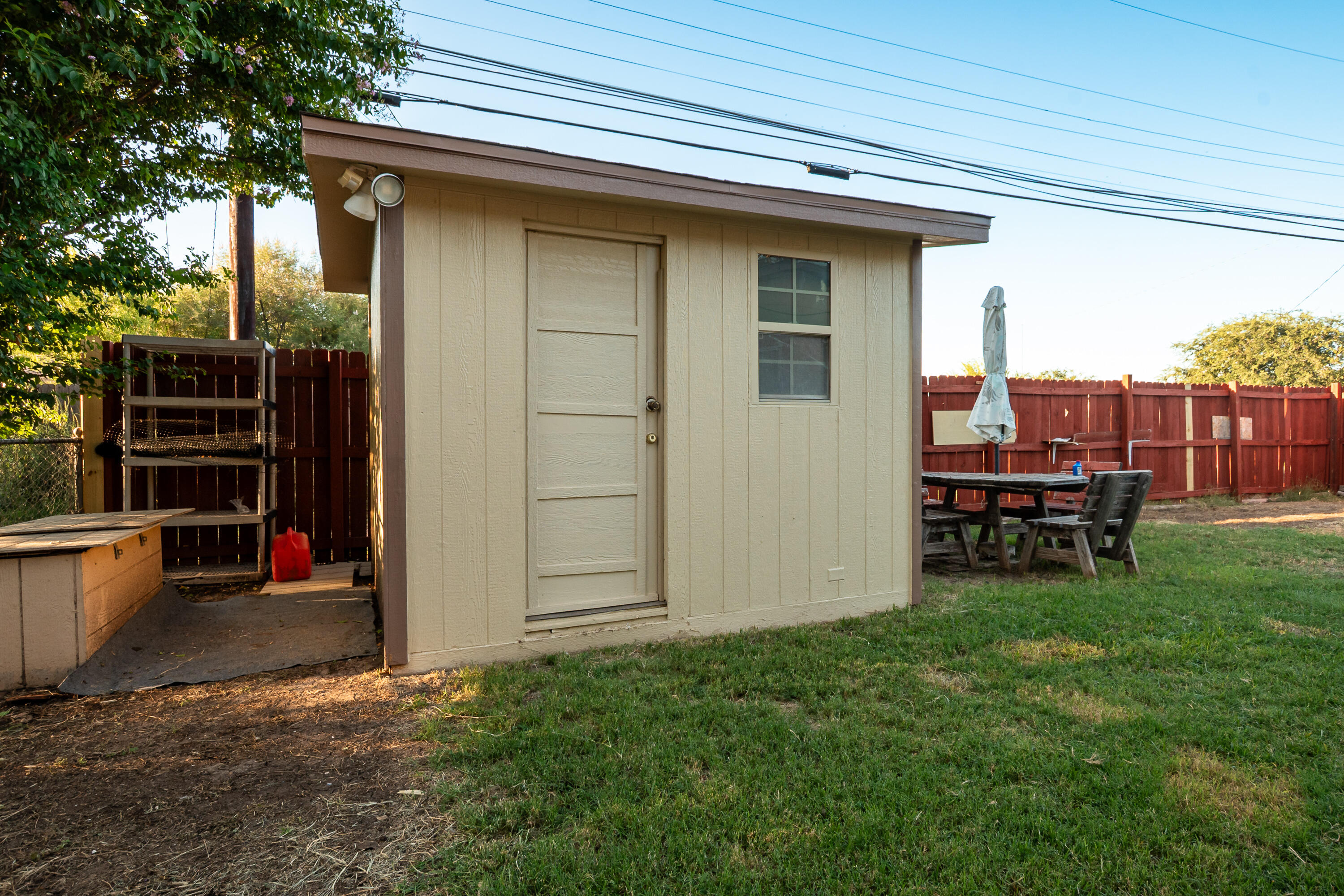 146 E Riverside Avenue Property Photo 27