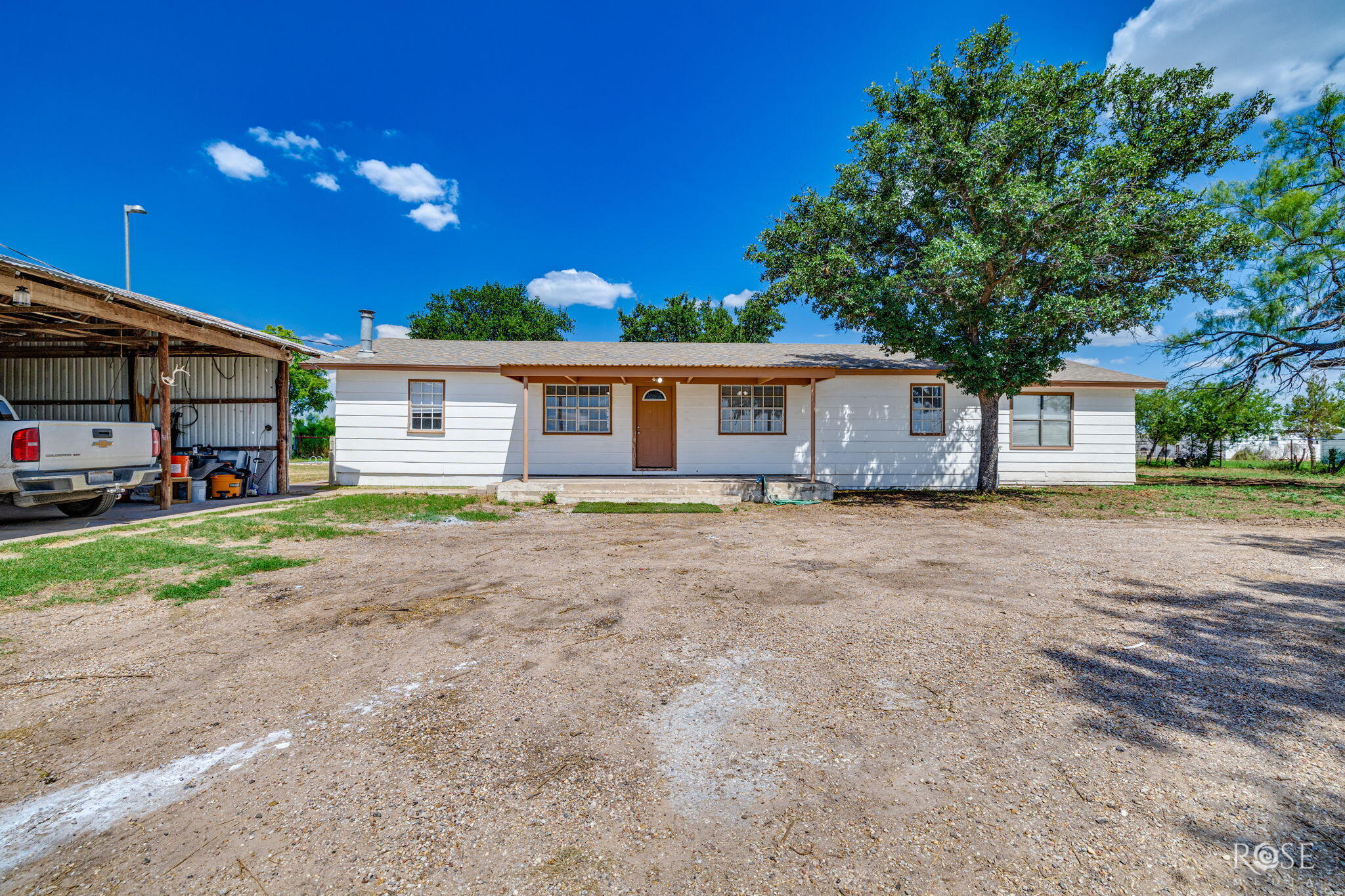 6036 Navajo Road Property Photo 1