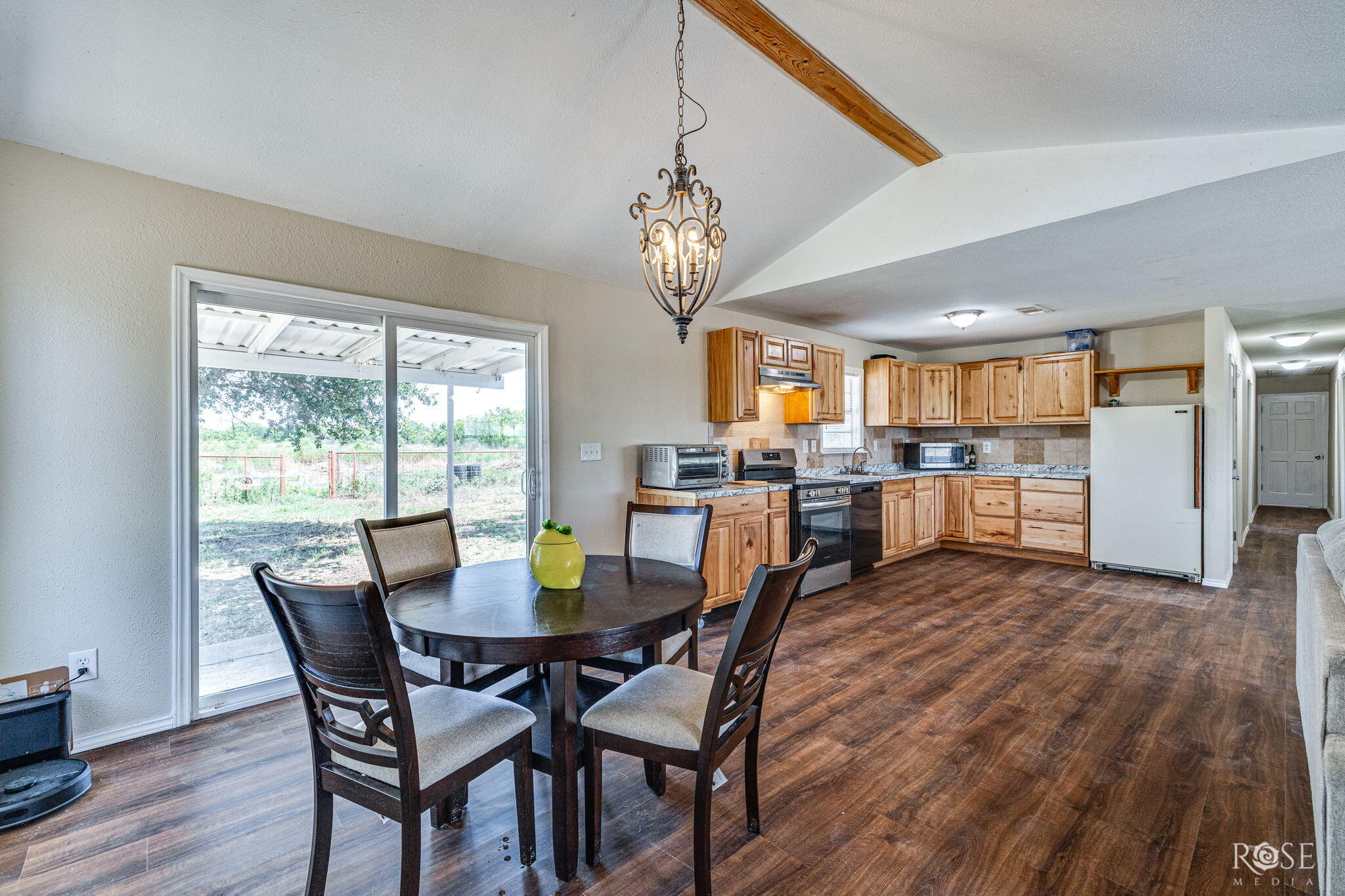 6036 Navajo Road Property Photo 10
