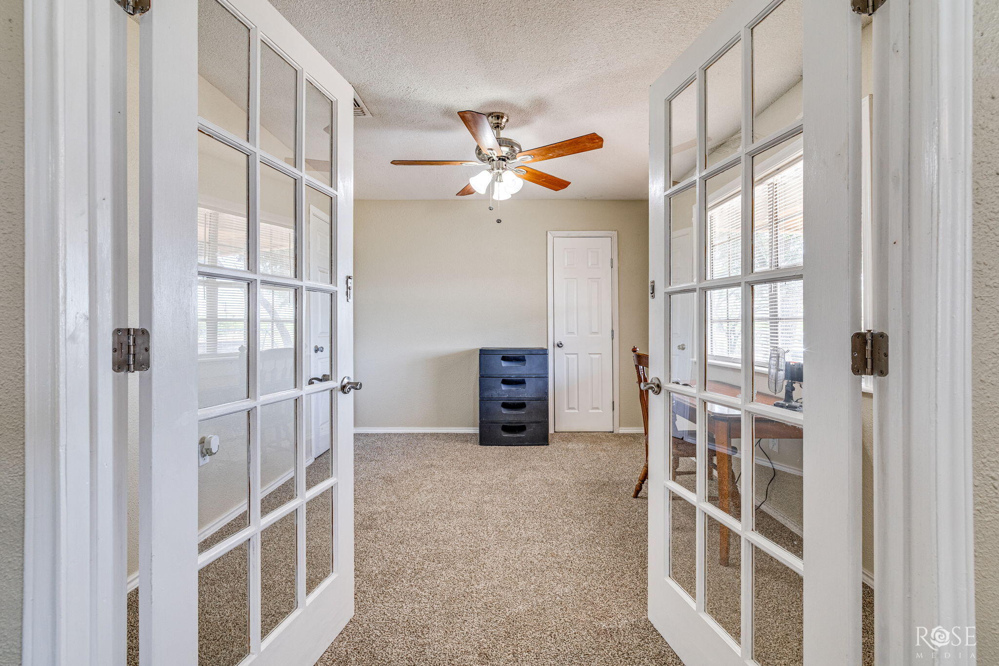 6036 Navajo Road Property Photo 13