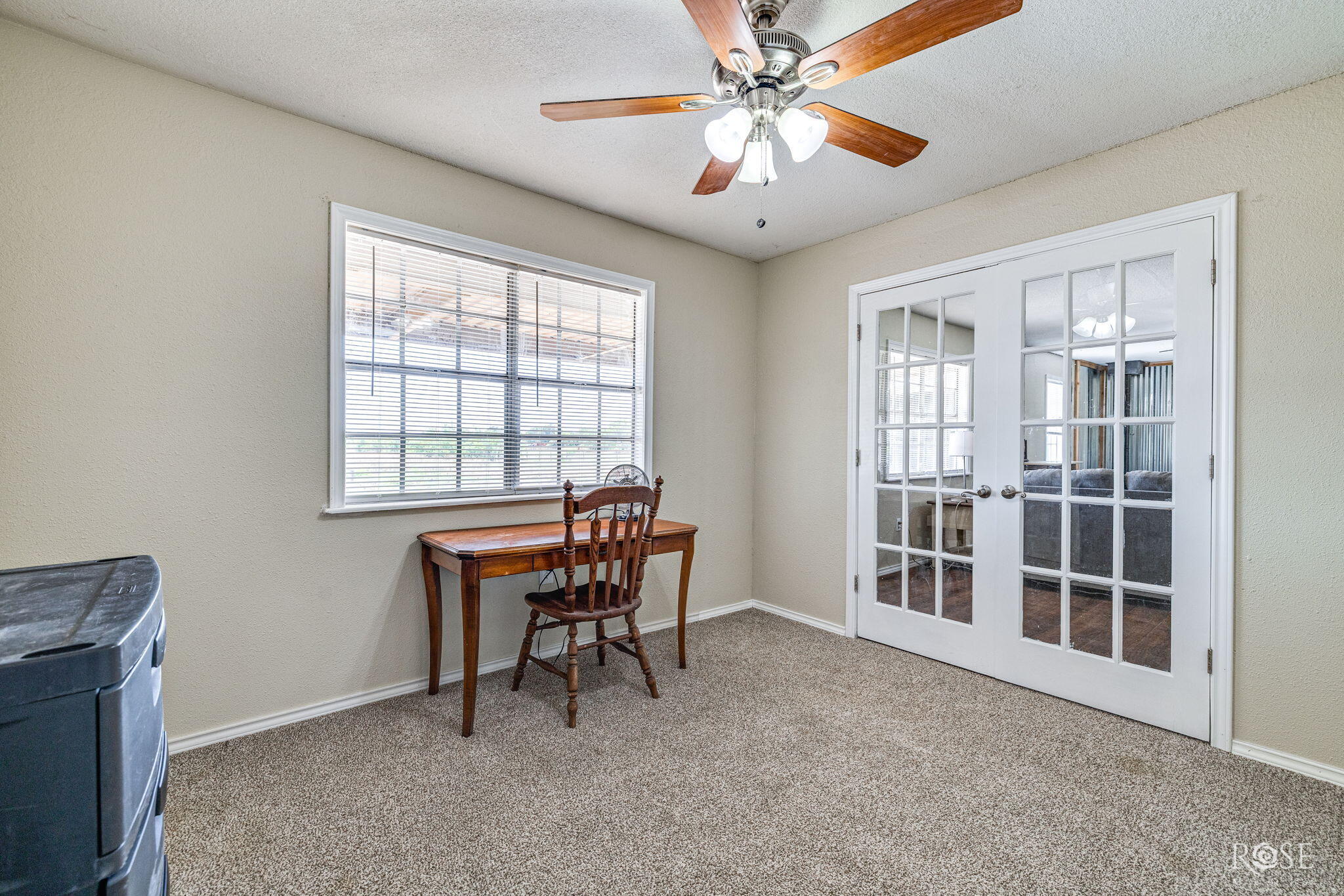 6036 Navajo Road Property Photo 14