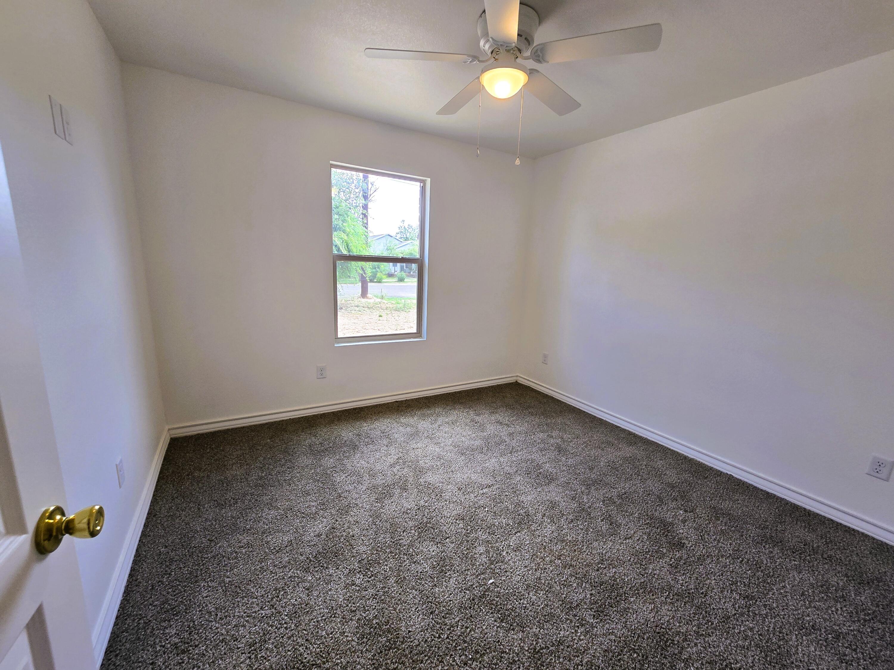 430 E 45th Street Property Photo 10