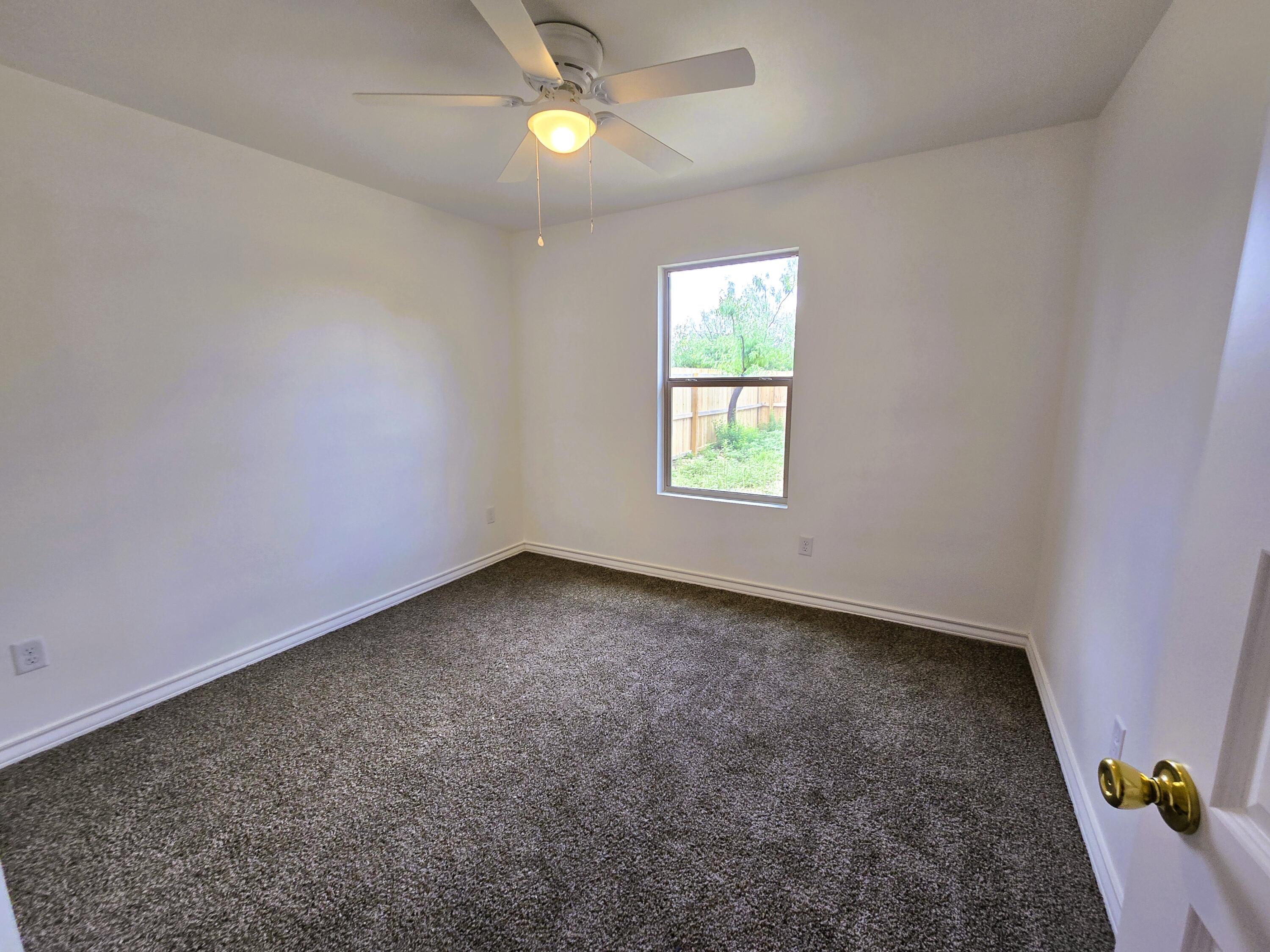 430 E 45th Street Property Photo 12