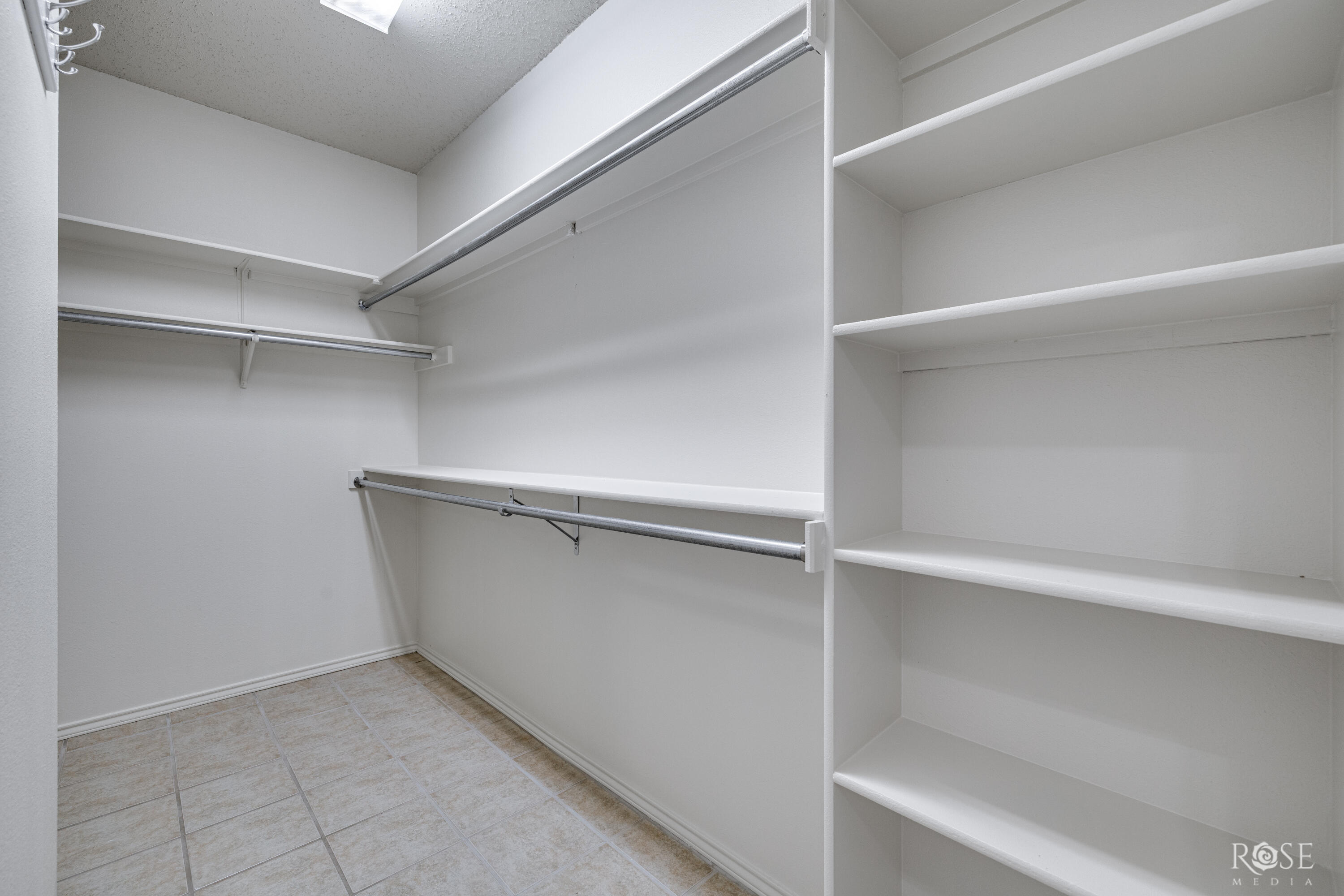 3566 Grandview Drive Property Photo 24
