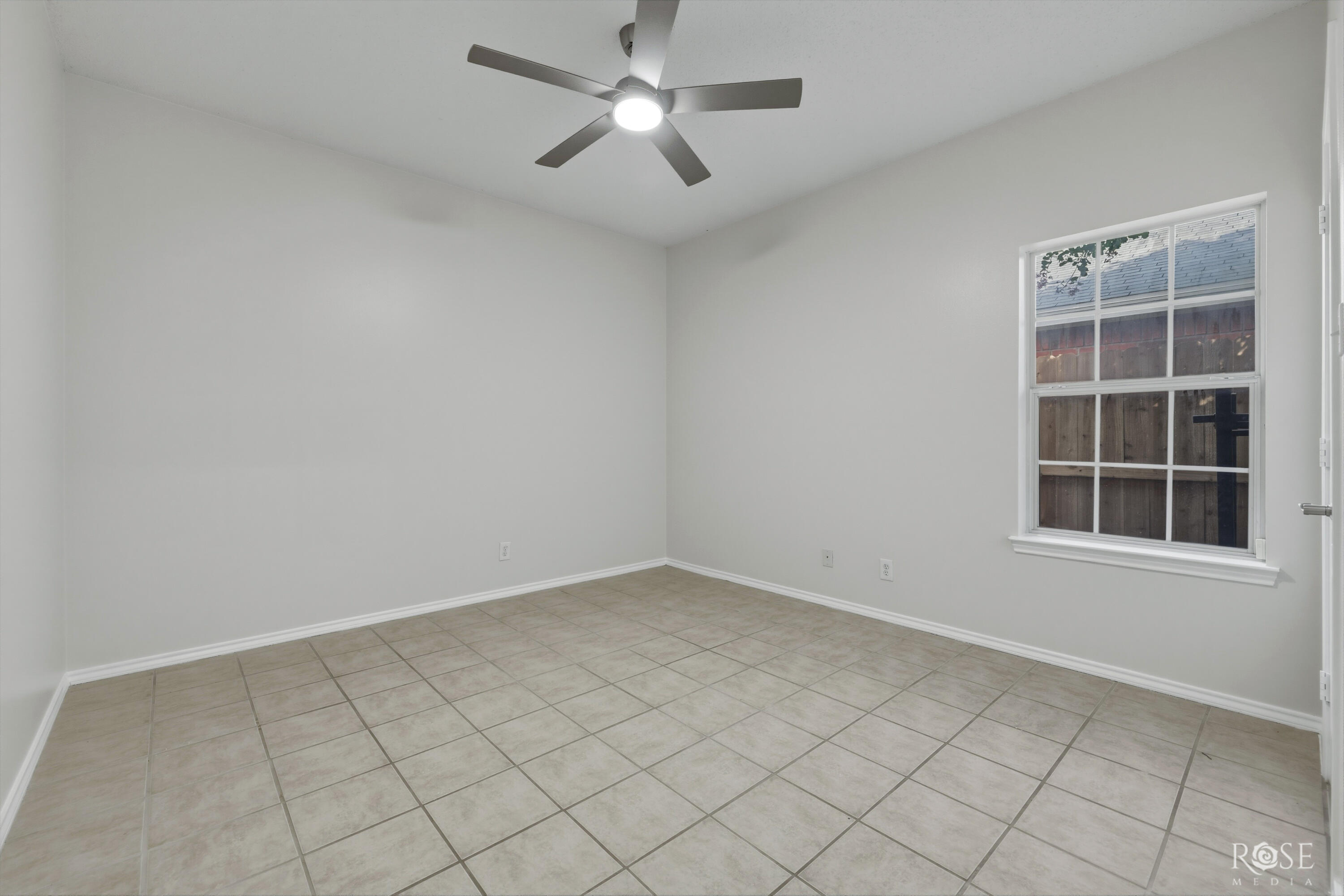 3566 Grandview Drive Property Photo 29