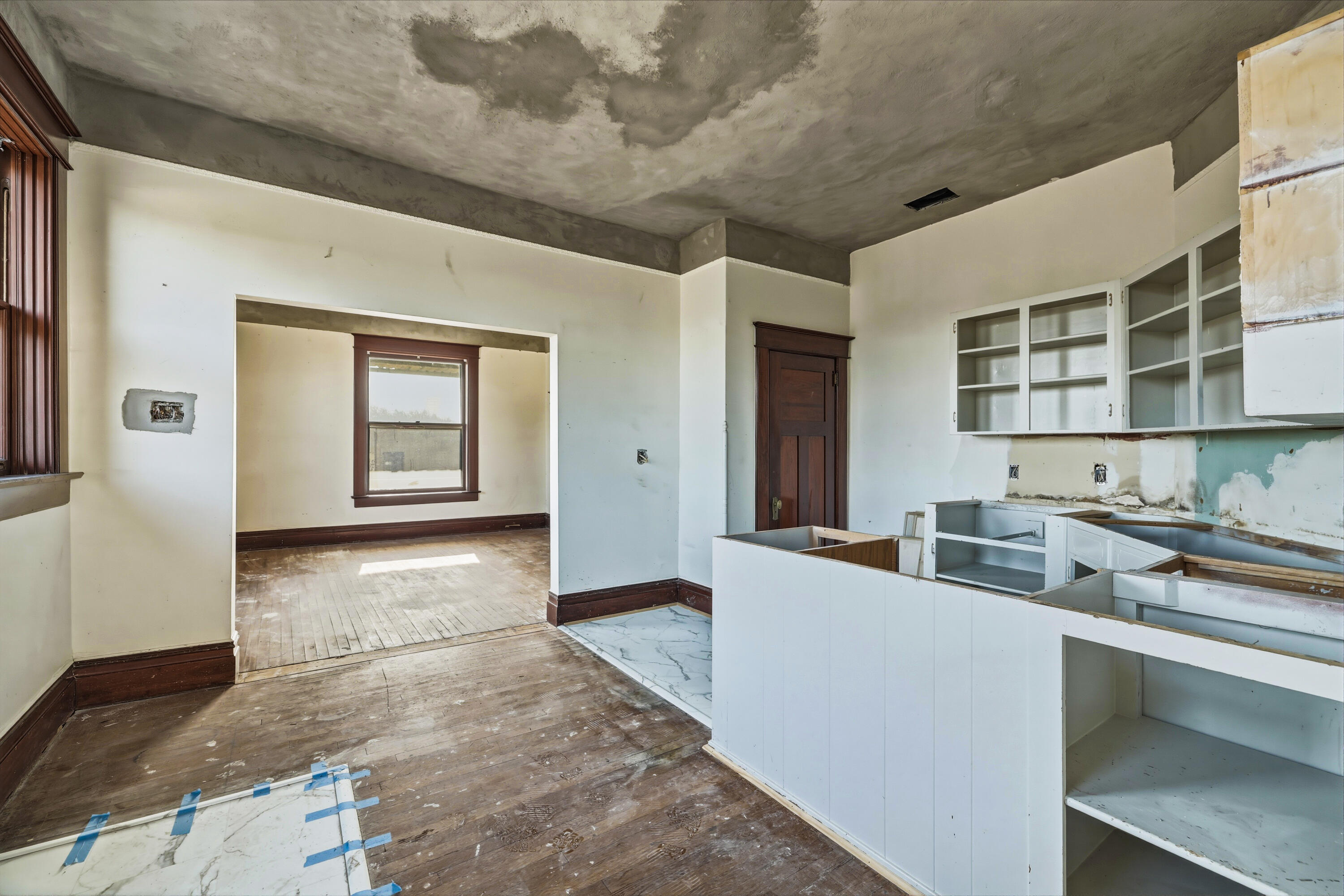 421 W Twohig Avenue Property Photo 42