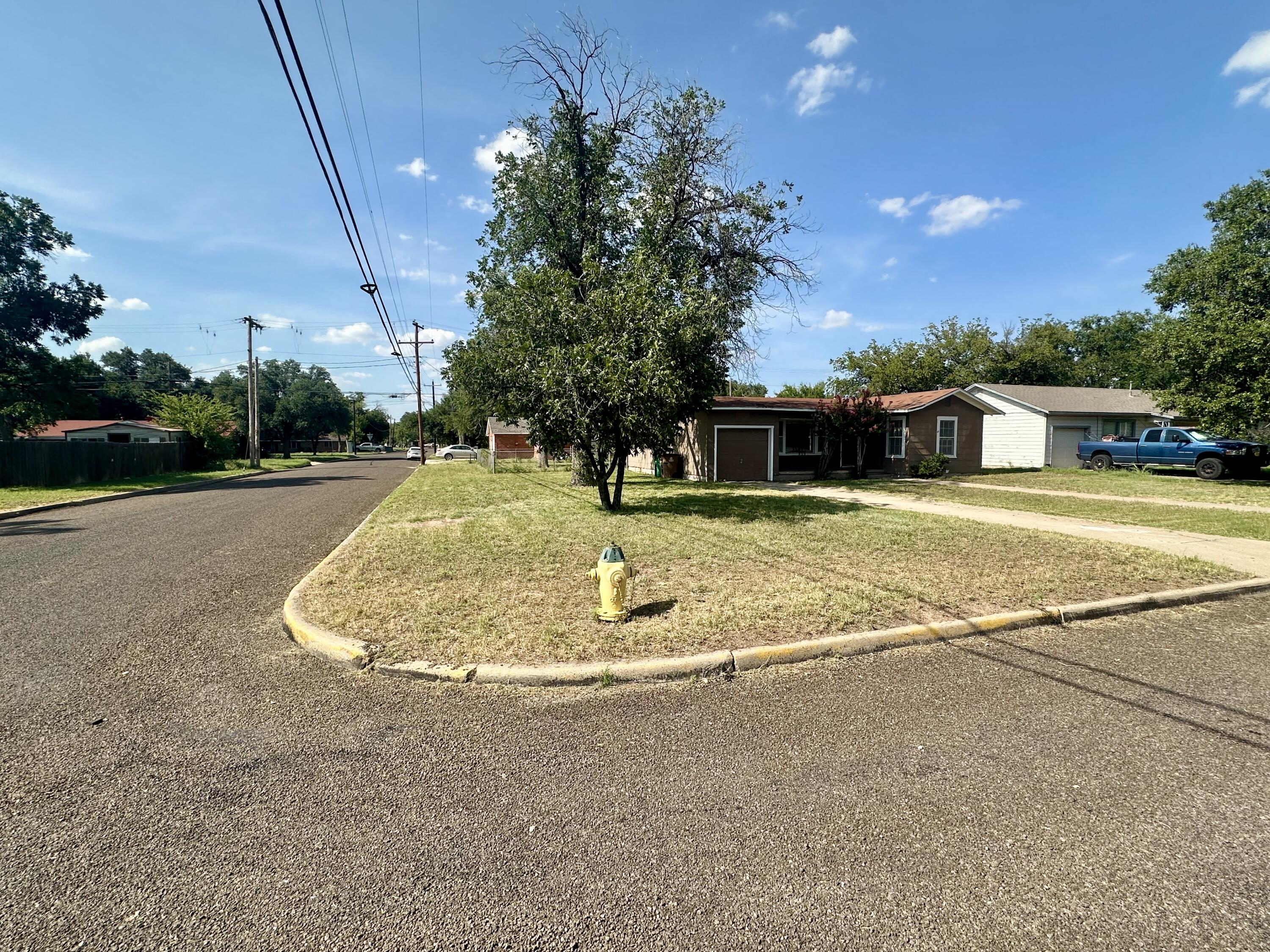 304 Greer Street Property Photo 15