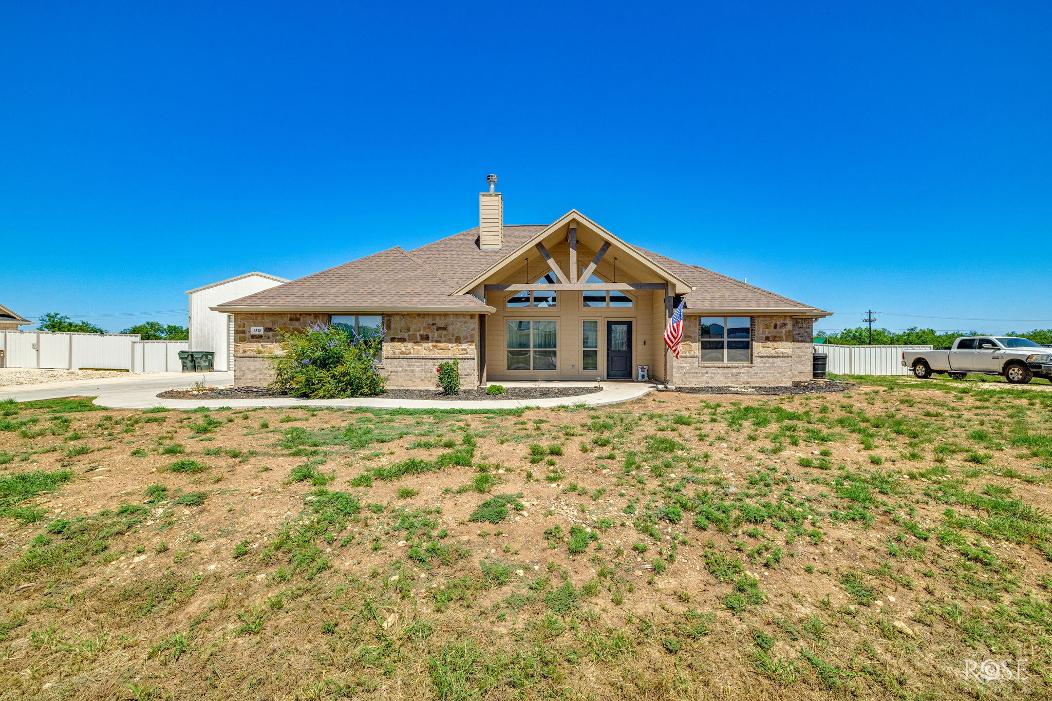 3328 Reindeer Run Property Photo 4