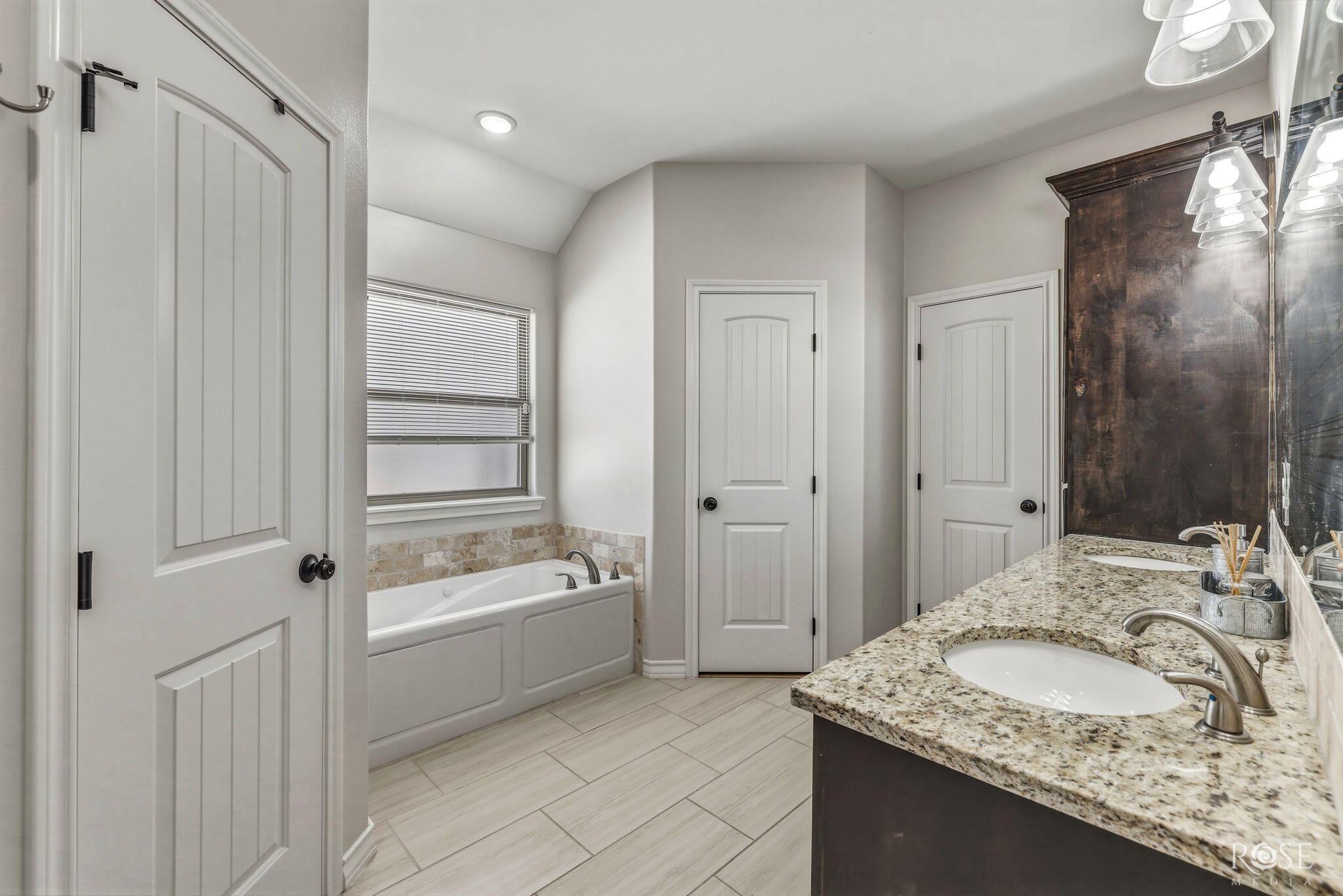 3328 Reindeer Run Property Photo 15