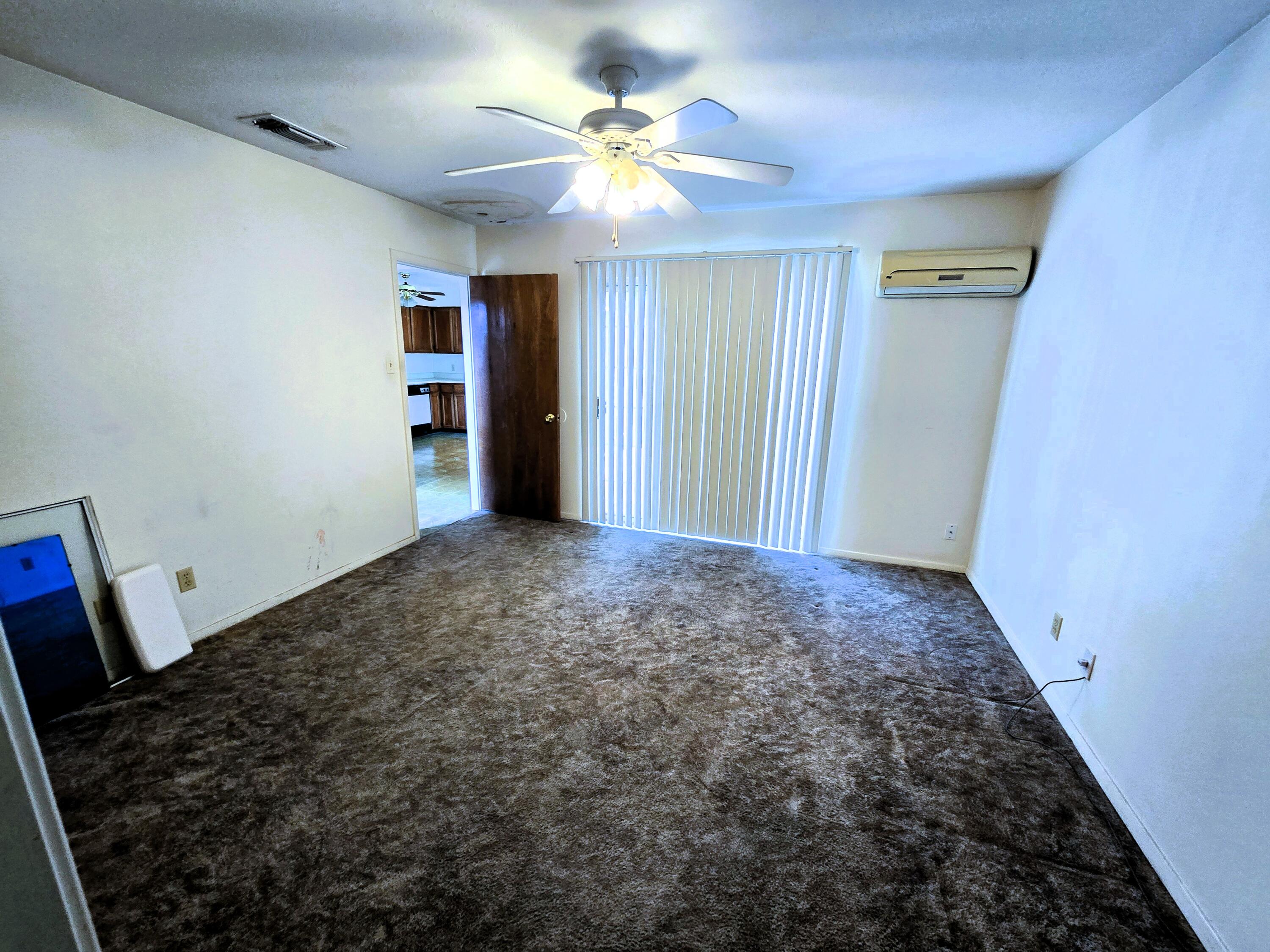917 Todd Lane Property Photo 7