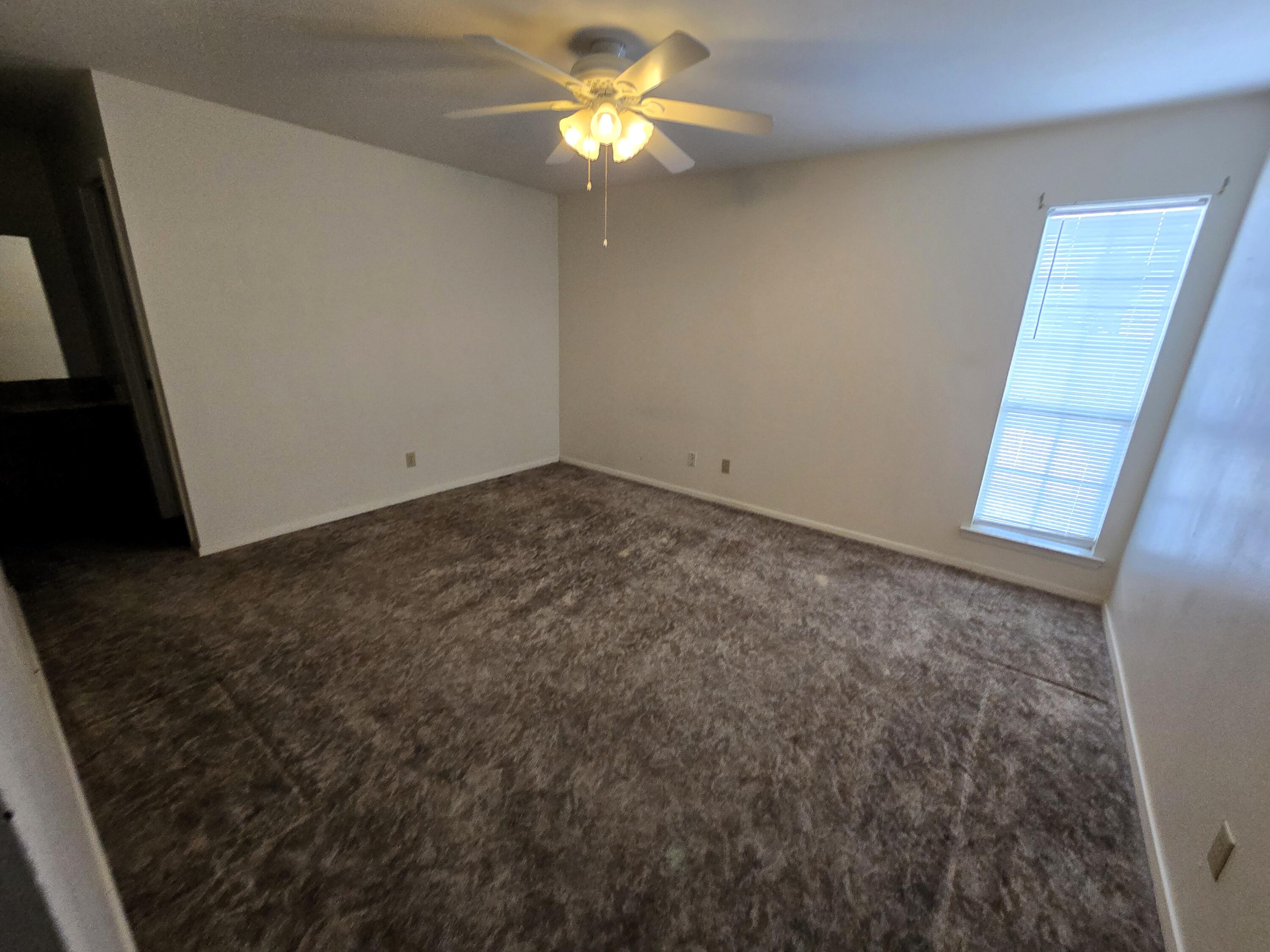 917 Todd Lane Property Photo 10
