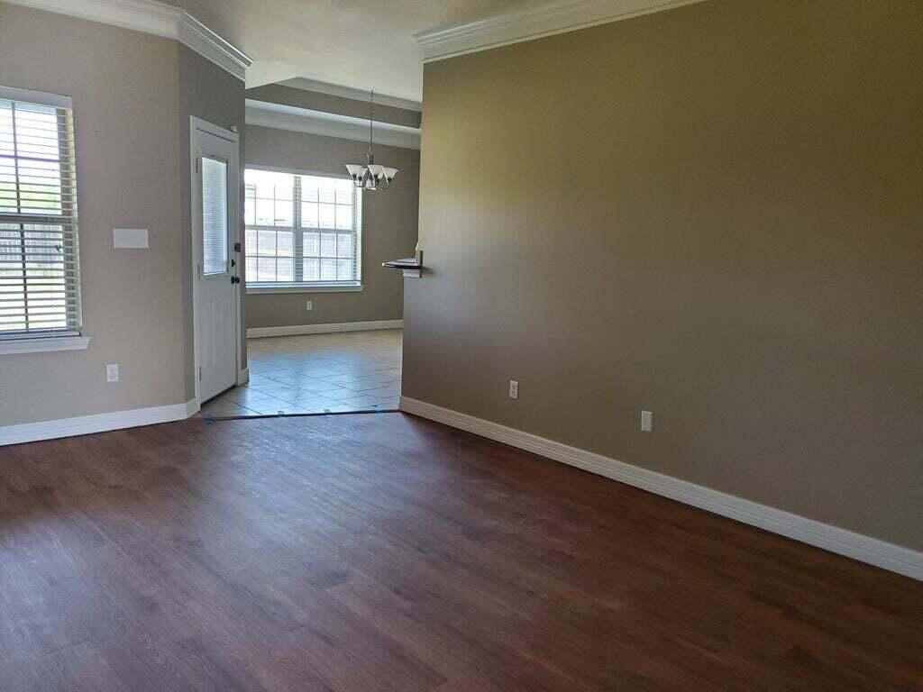 4225 Chisholm Trail Property Photo 3