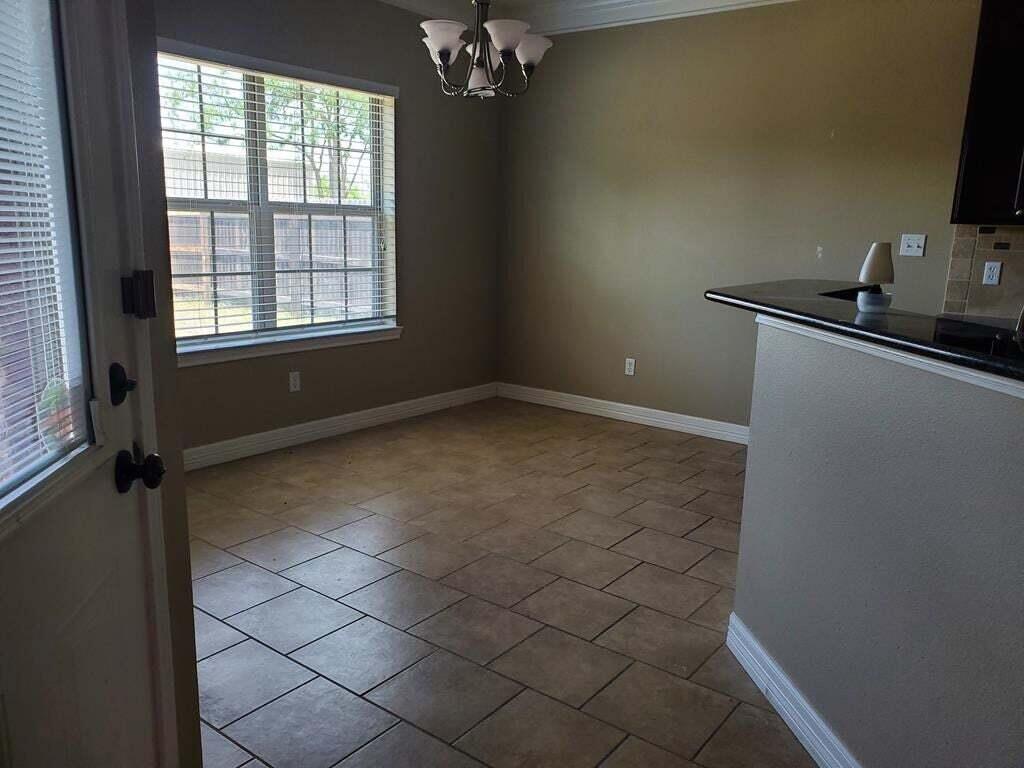 4225 Chisholm Trail Property Photo 4