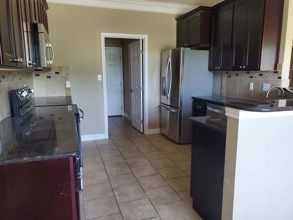 4225 Chisholm Trail Property Photo 5
