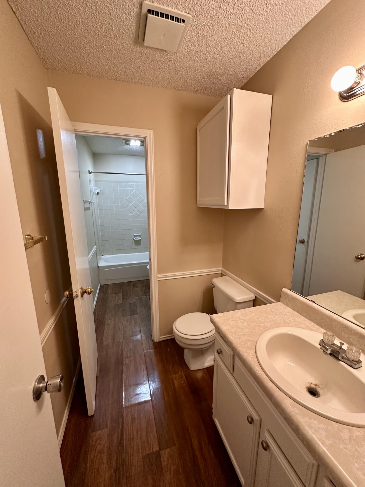 1418 Lindell Court Property Photo 10