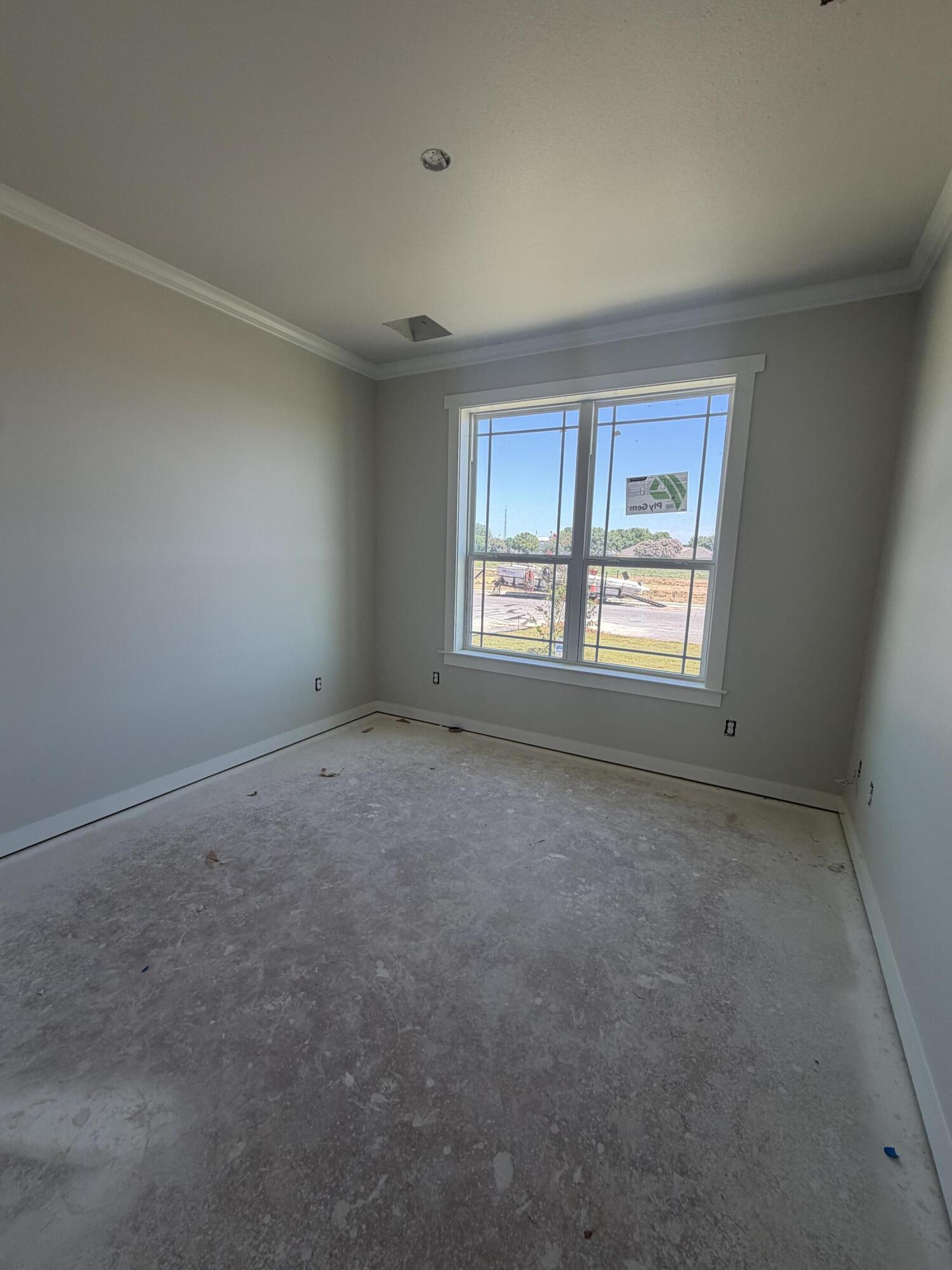 5034 Shefflera Drive Property Photo 14